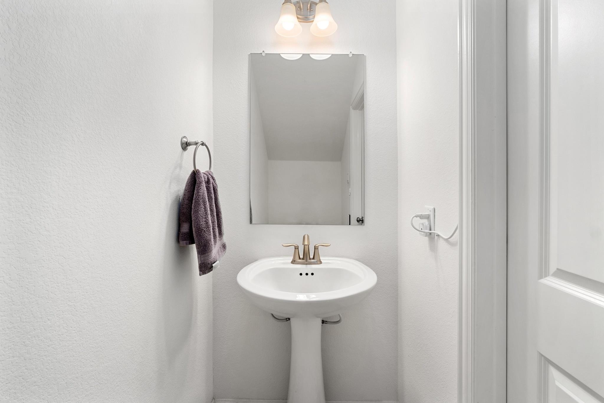 718 Hereford Loop, Hutto, TX 78634