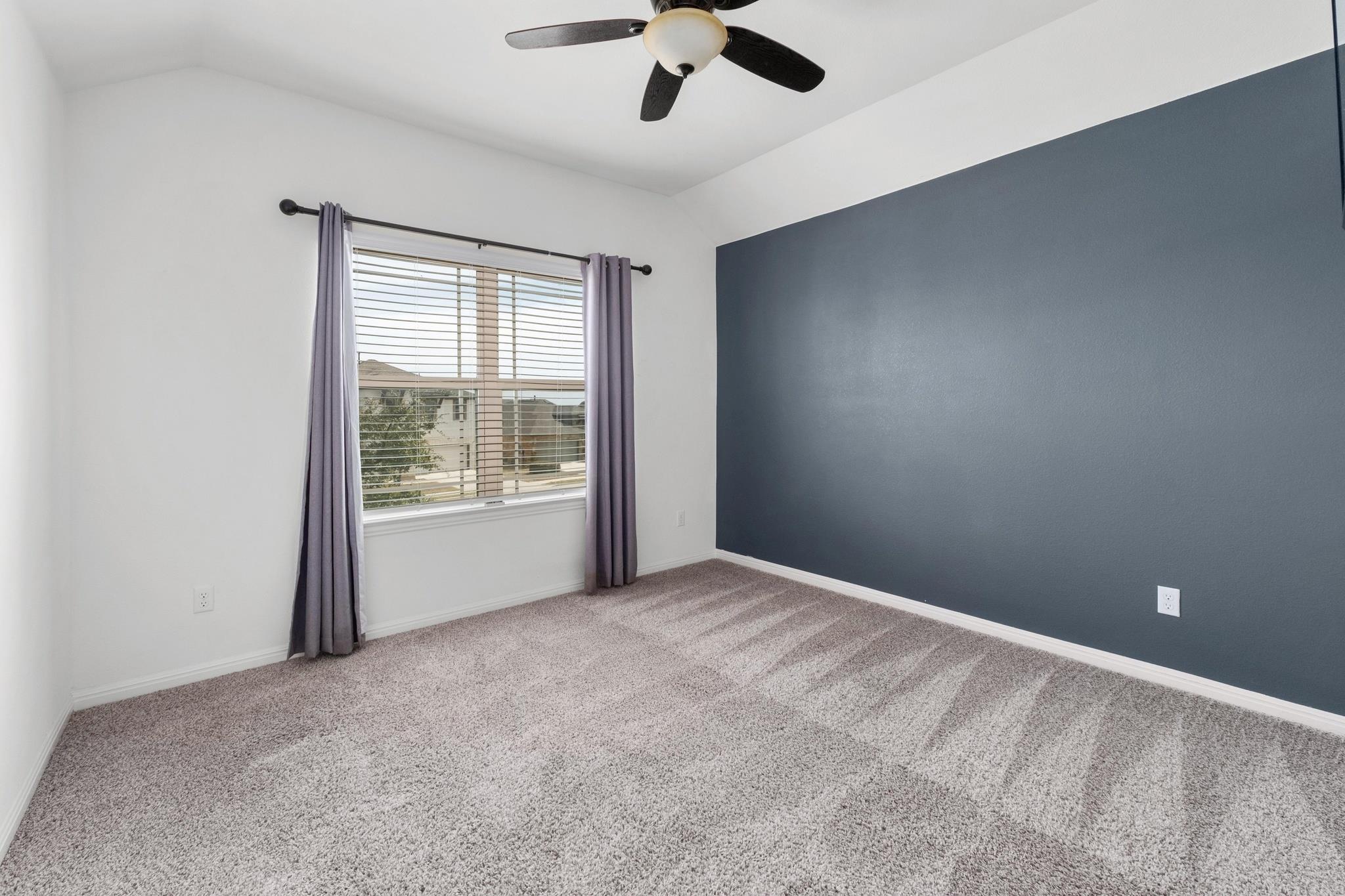 718 Hereford Loop, Hutto, TX 78634