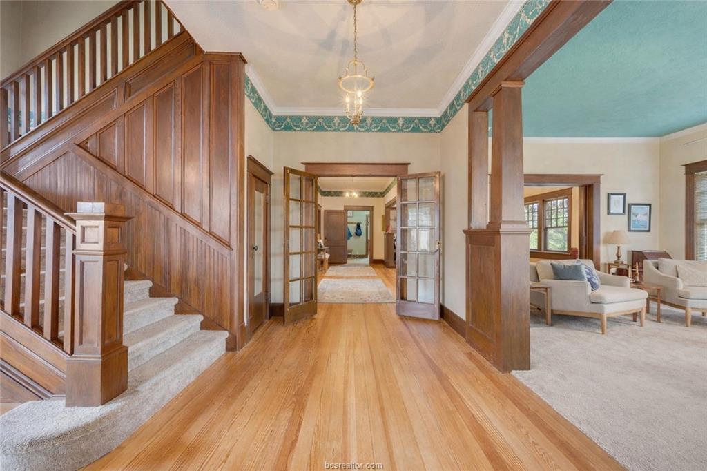 501 W Buck Street, Caldwell, TX 77836