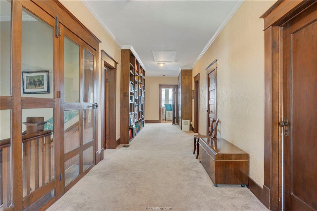 501 W Buck Street, Caldwell, TX 77836