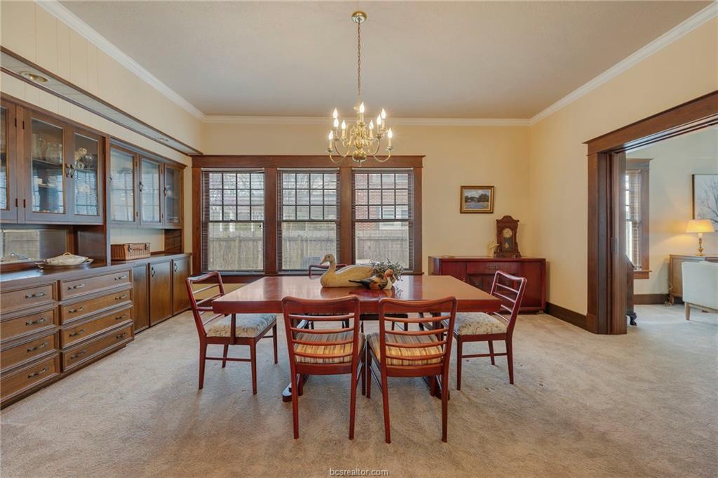 501 W Buck Street, Caldwell, TX 77836