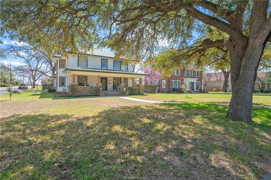 501 W Buck Street, Caldwell, TX 77836