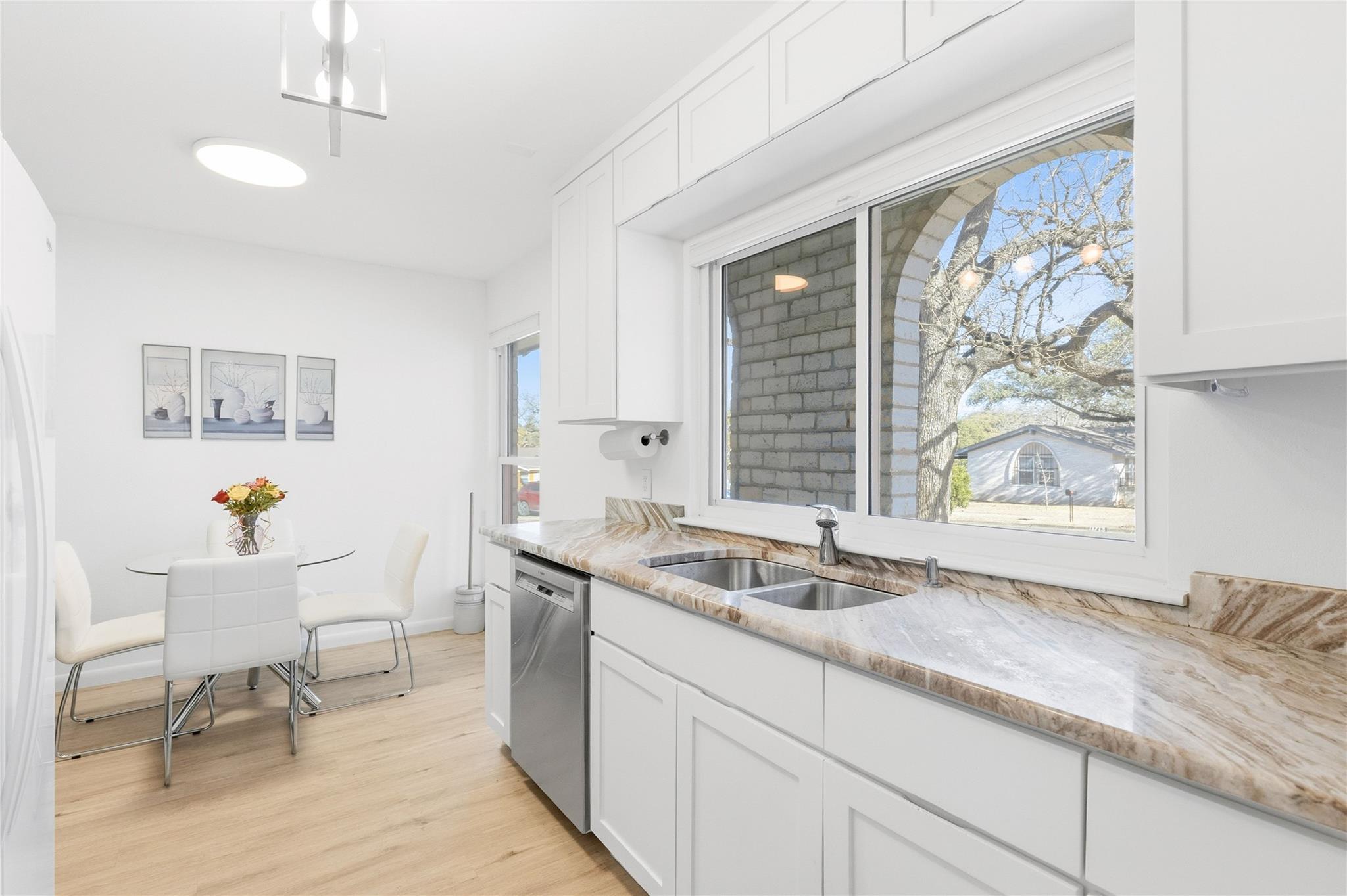 11712 Natrona Dr, Austin, TX 78759