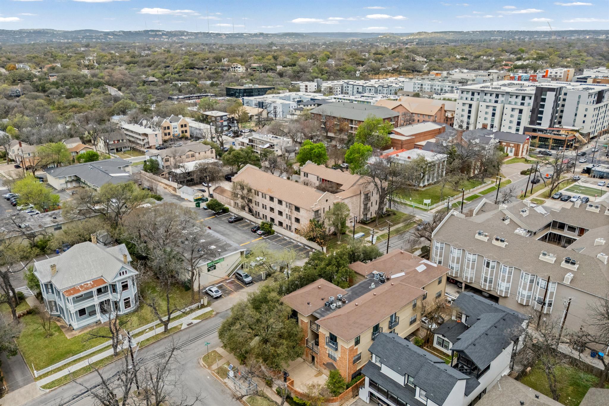 2216 San Gabriel St # 308, Austin, TX 78705