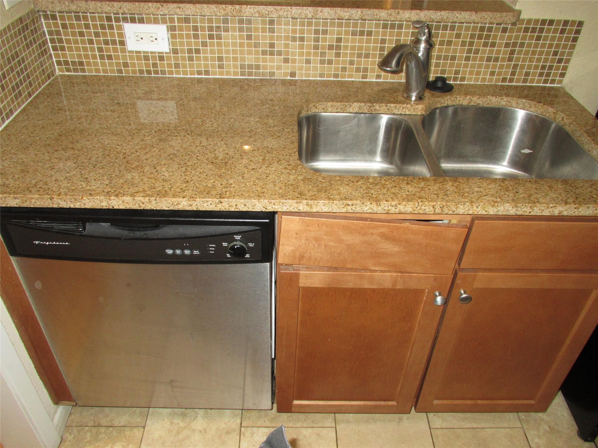 3204 Menchaca Rd # 702, Austin, TX 78704