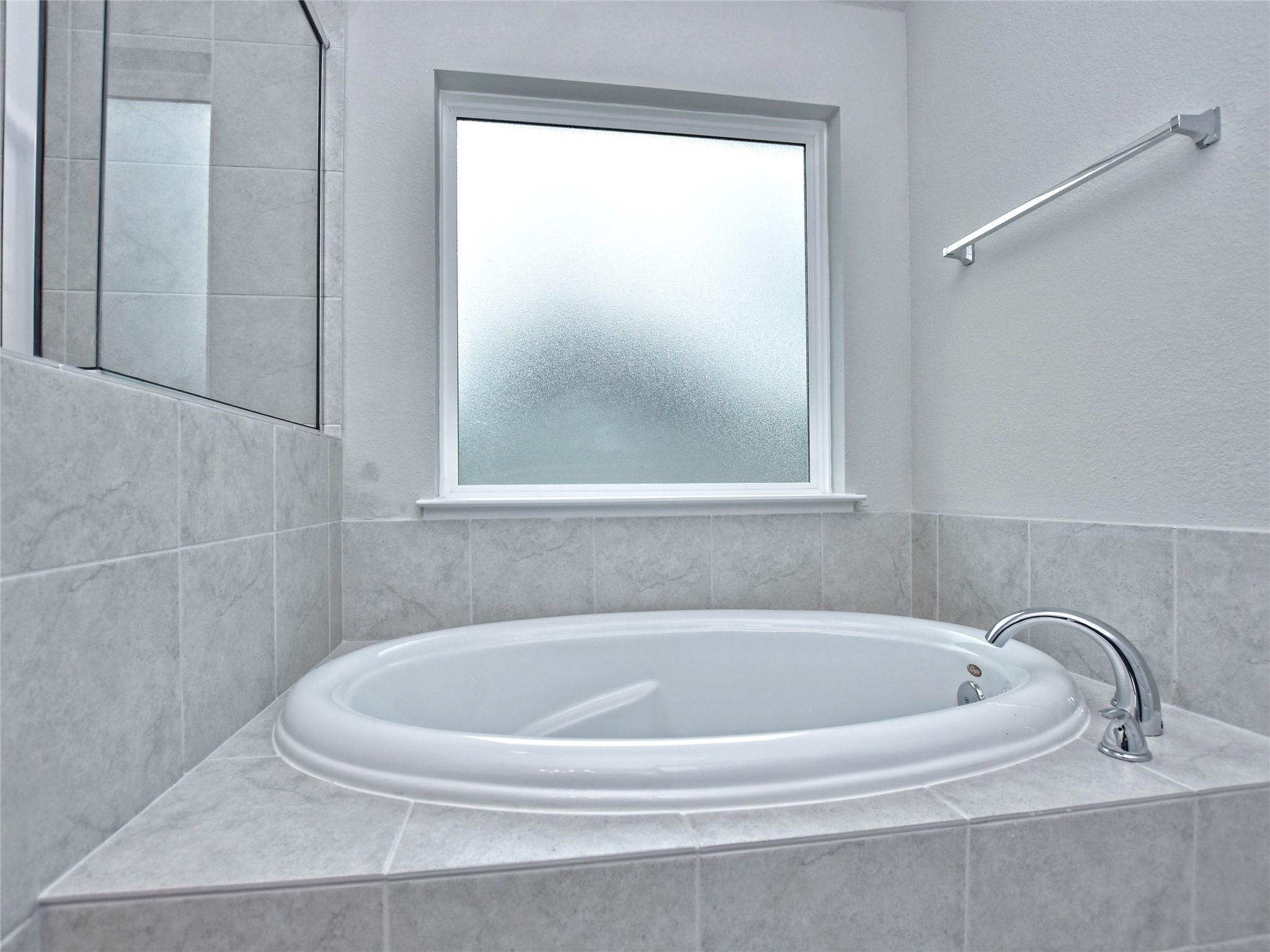 20701 Boggy Ford Rd, Lago Vista, TX 78645