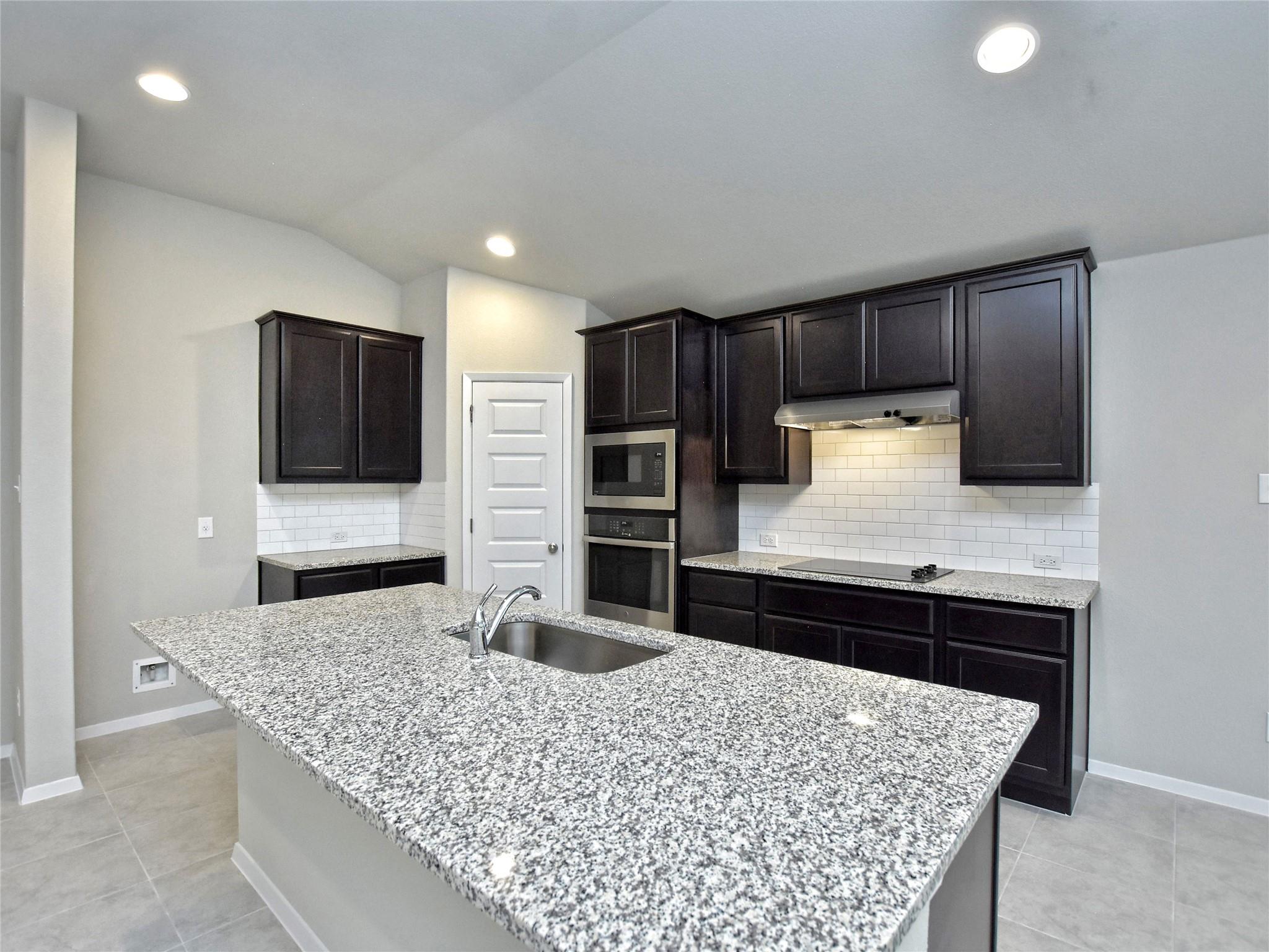 20701 Boggy Ford Rd, Lago Vista, TX 78645