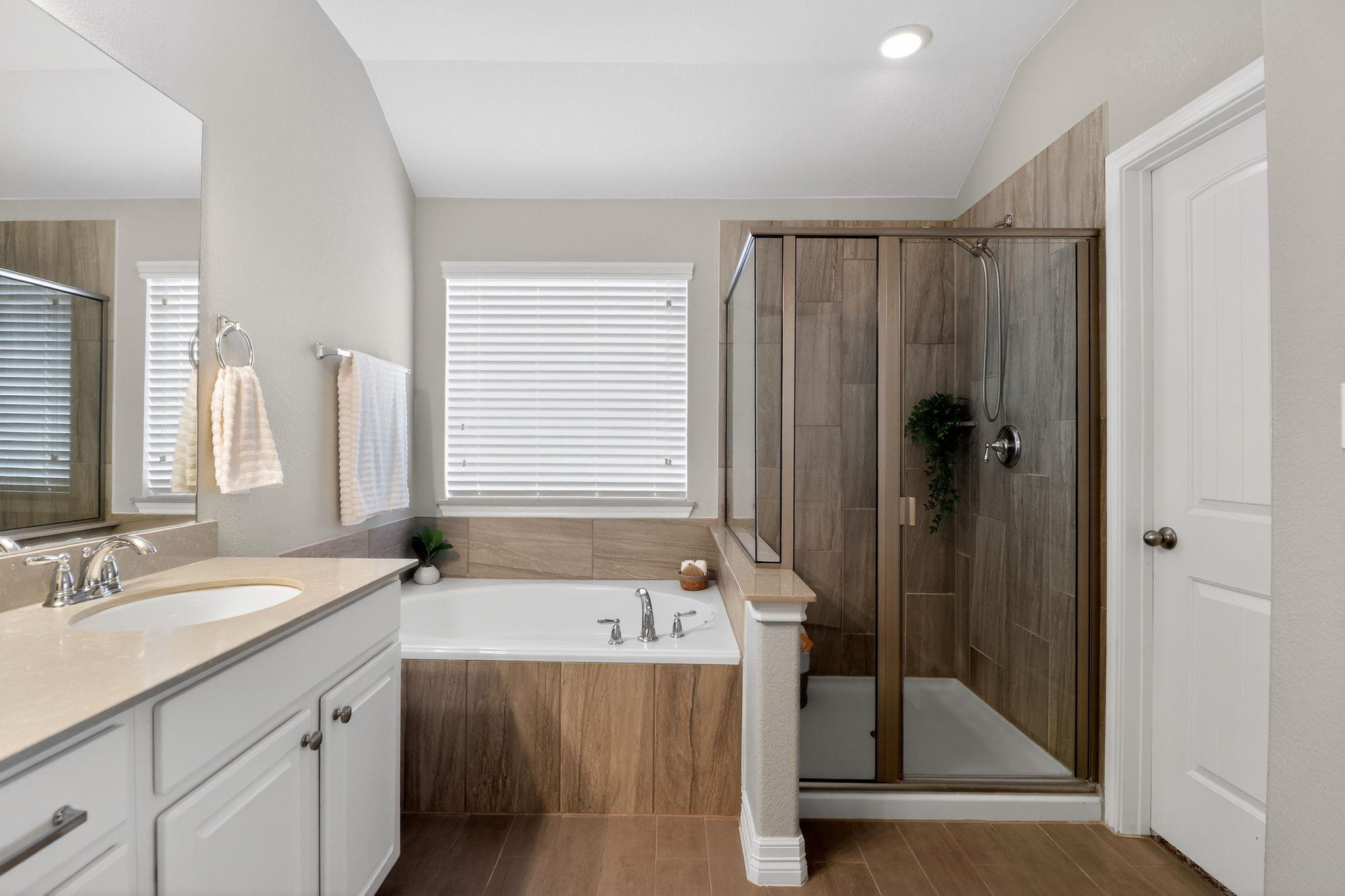 1041 Naranjo Dr, Georgetown, TX 78628