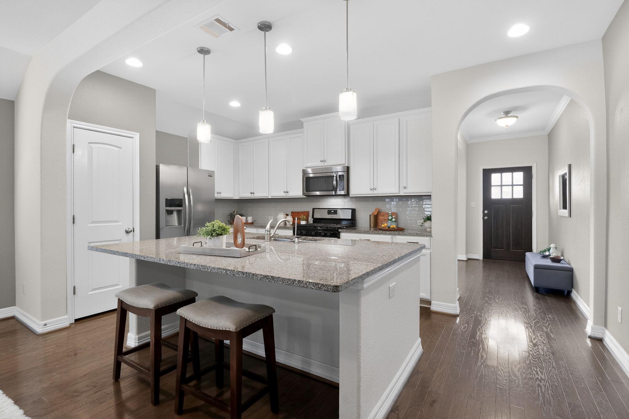 1041 Naranjo Dr, Georgetown, TX 78628