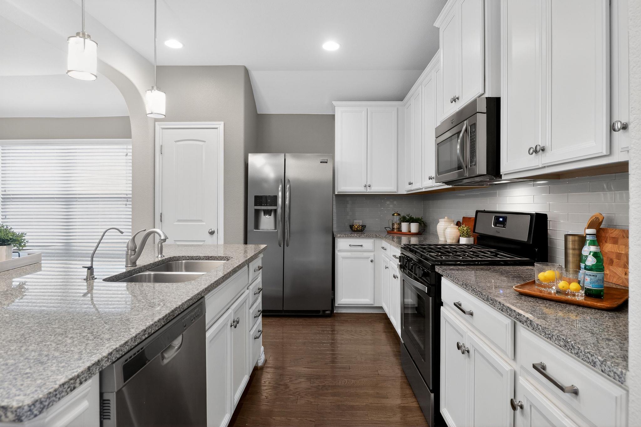 1041 Naranjo Dr, Georgetown, TX 78628