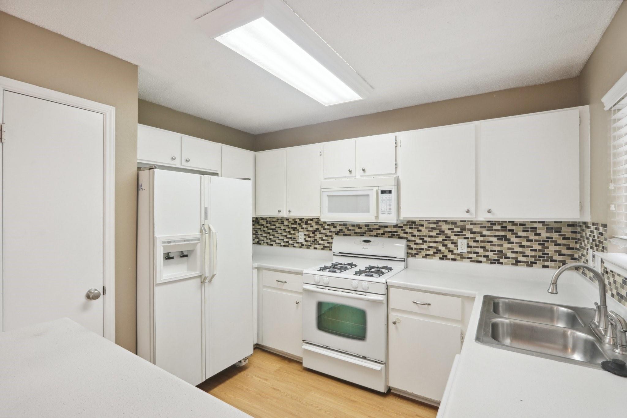 2407 Dowd Ln, Austin, TX 78728