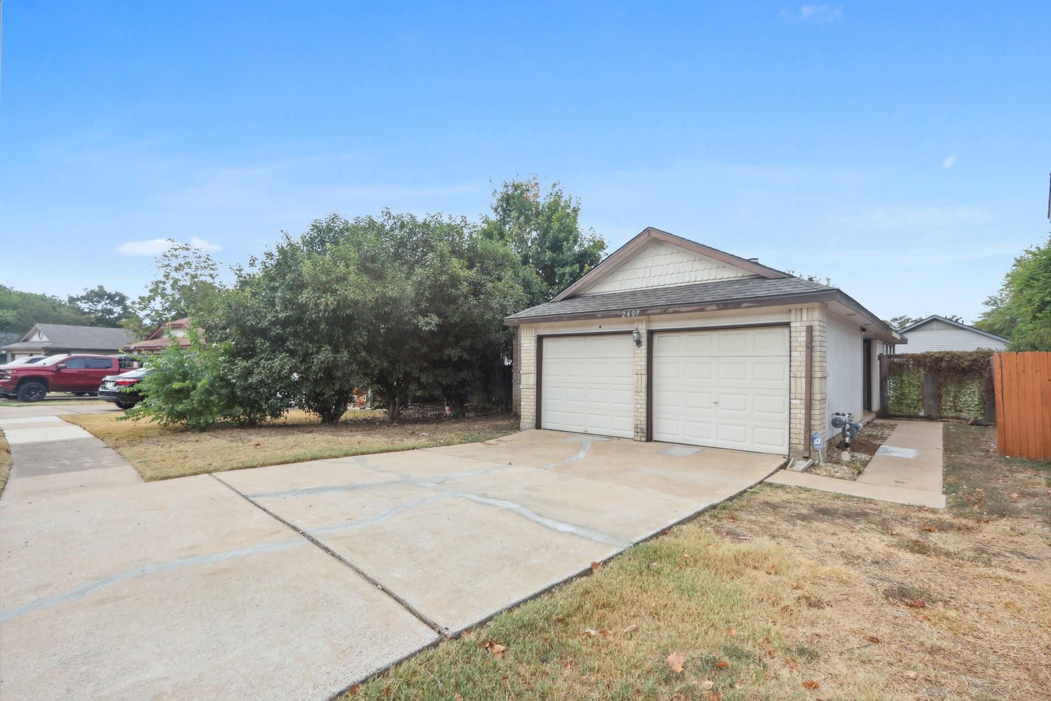 2407 Dowd Ln, Austin, TX 78728
