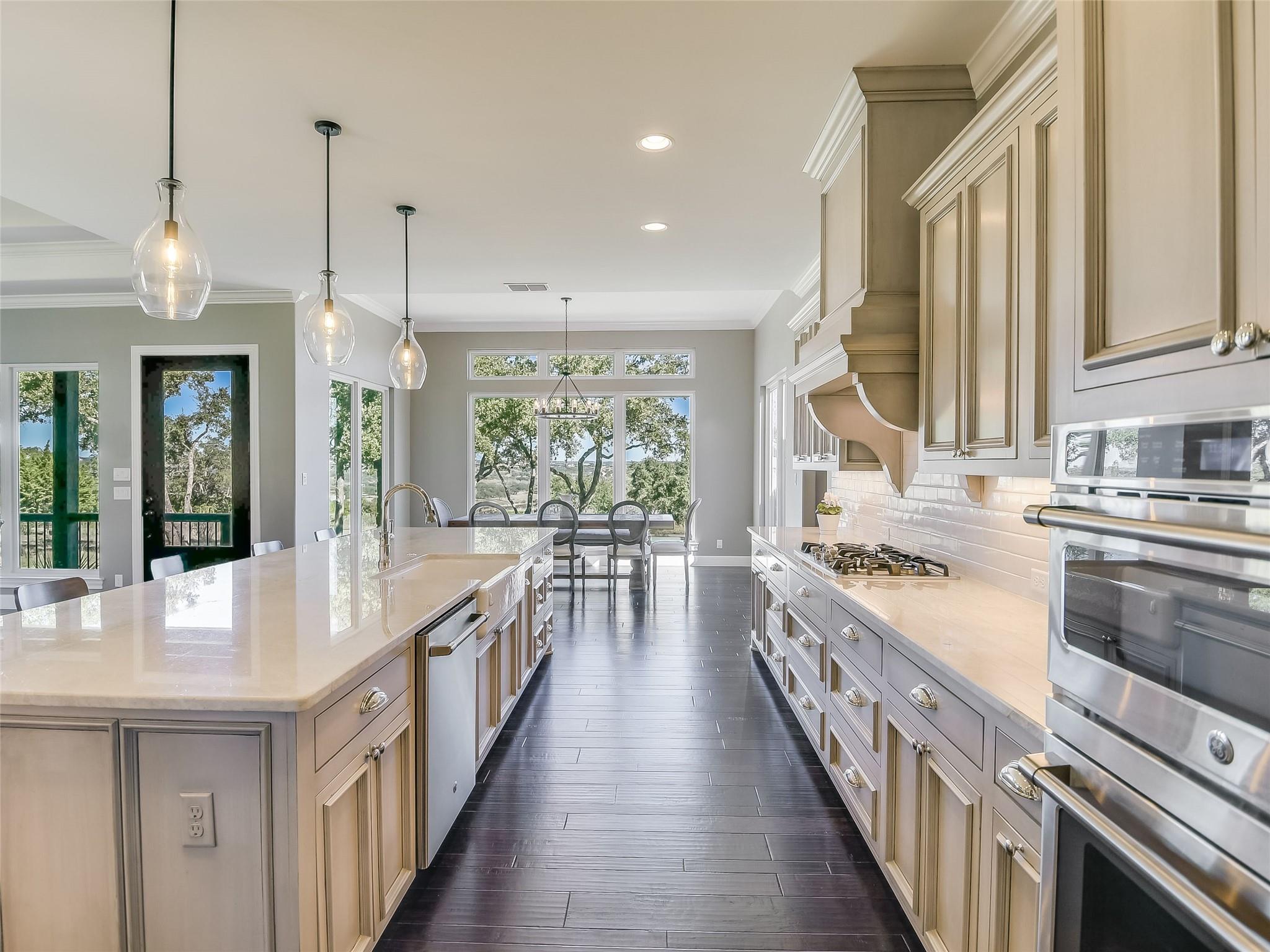 2145 San Jose Way, Canyon Lake, TX 78133