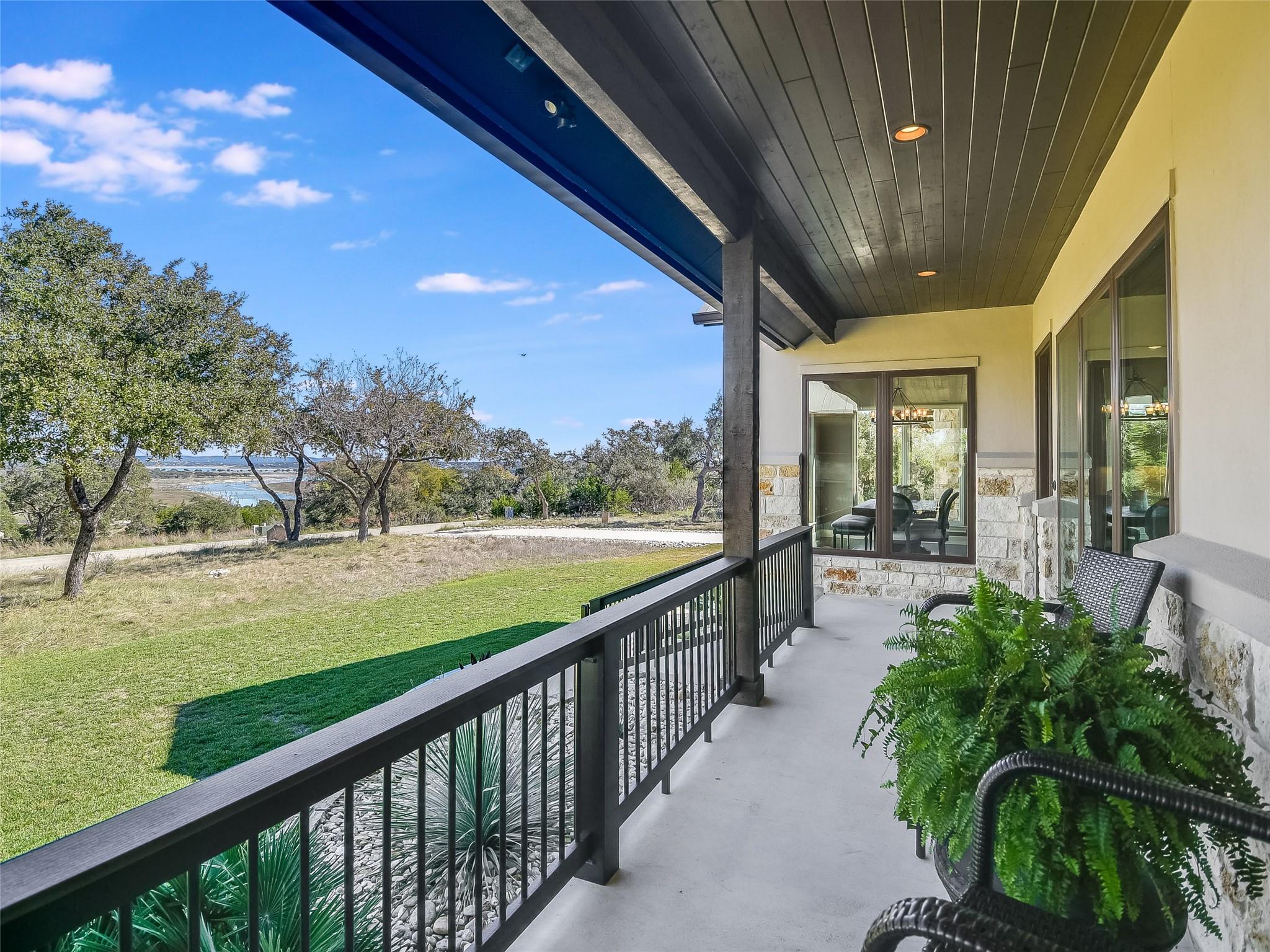 2145 San Jose Way, Canyon Lake, TX 78133