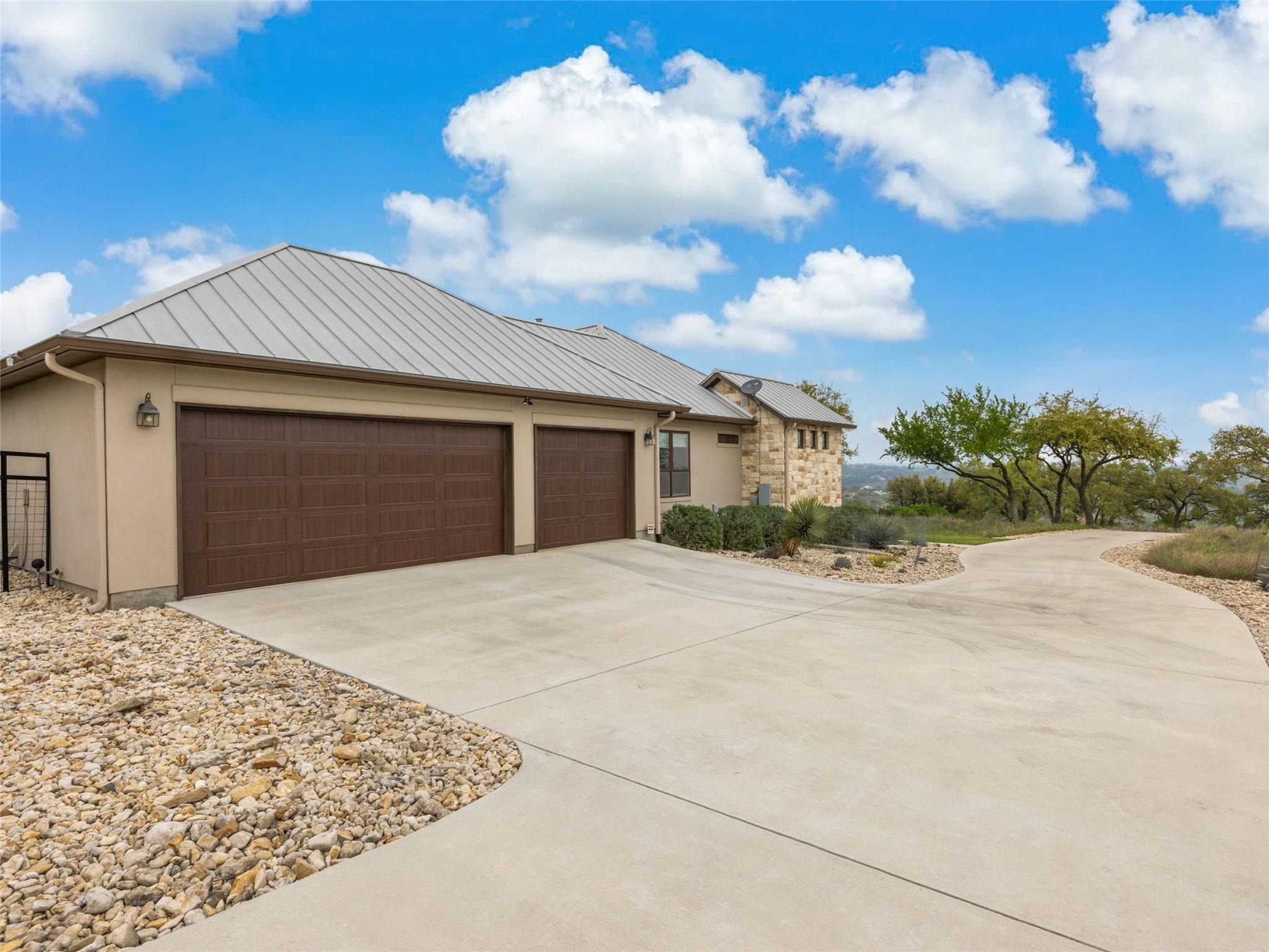 2145 San Jose Way, Canyon Lake, TX 78133