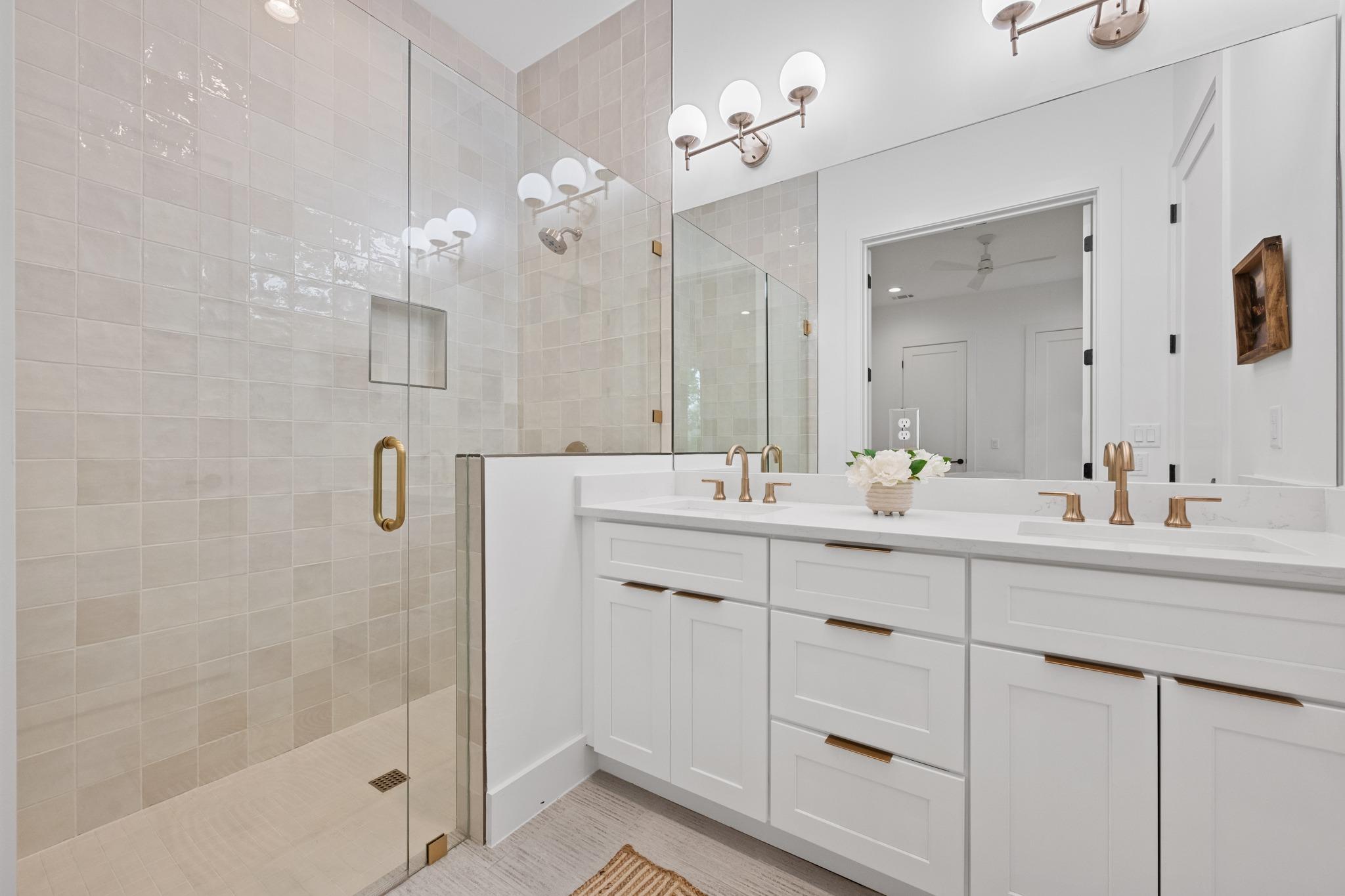 3614 Abbate Cir # A, Austin, TX 78721