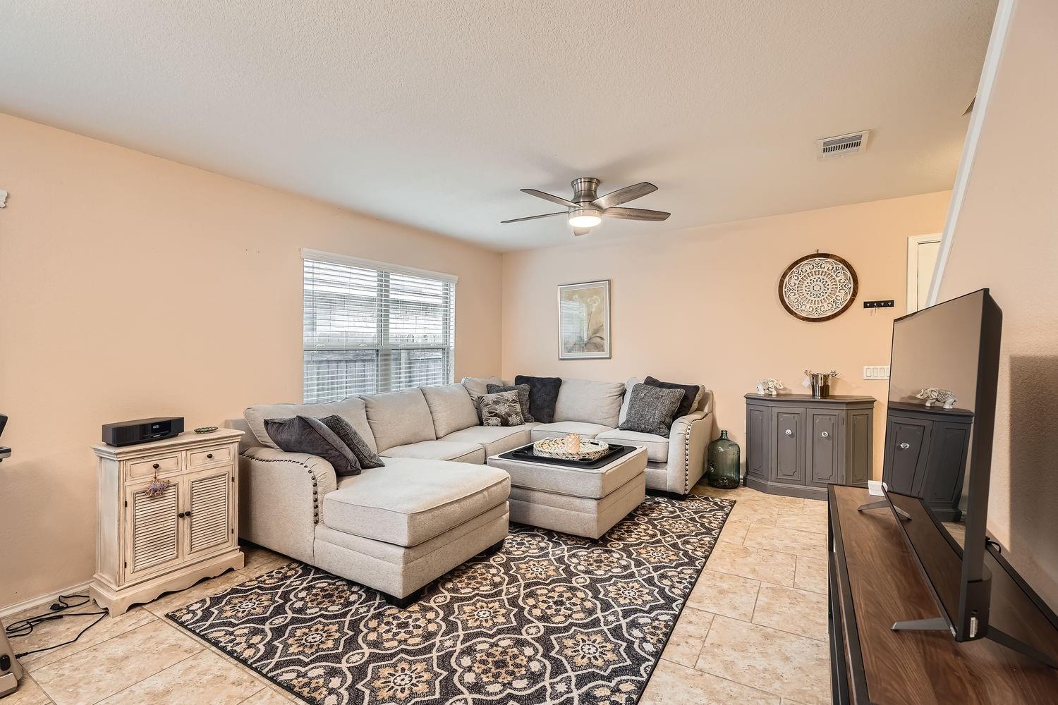 3504 Alpine Autumn Dr, Austin, TX 78744