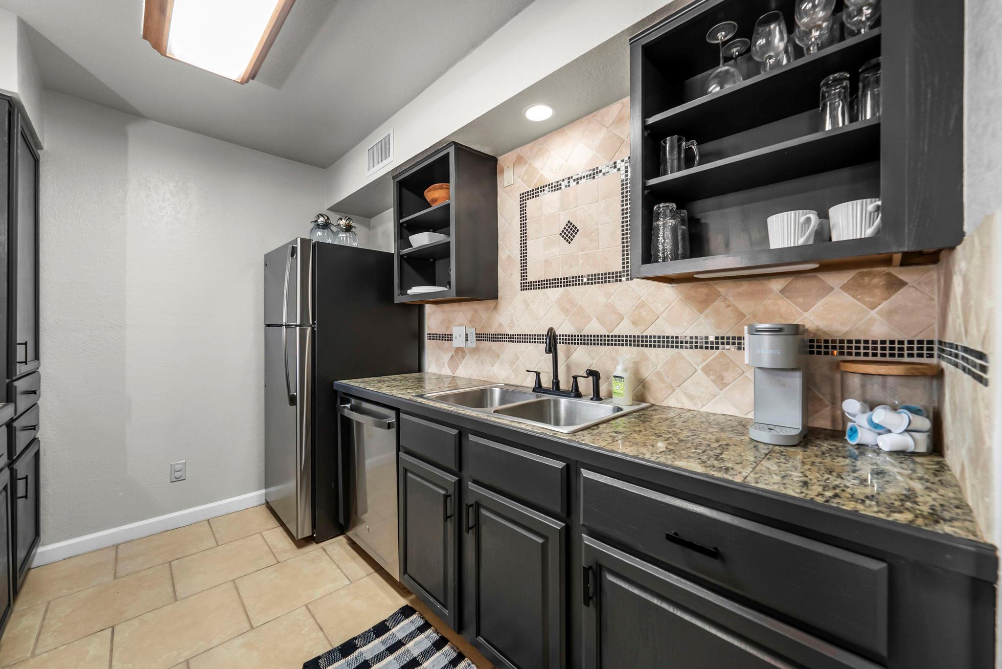 300 Out Yonder # 167, Horseshoe Bay, TX 78657