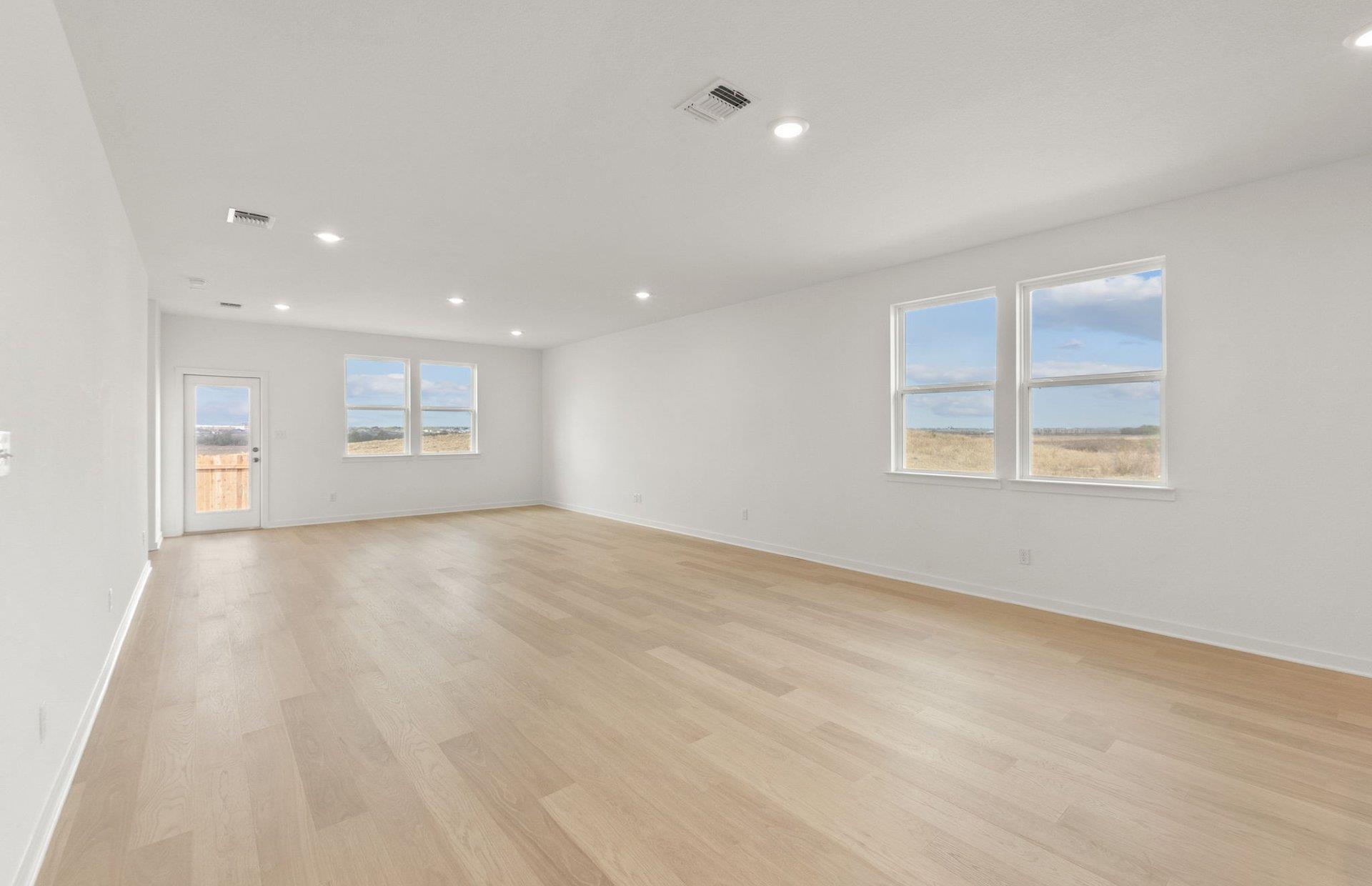 212 Cogitare Ln, San Marcos, TX 78666