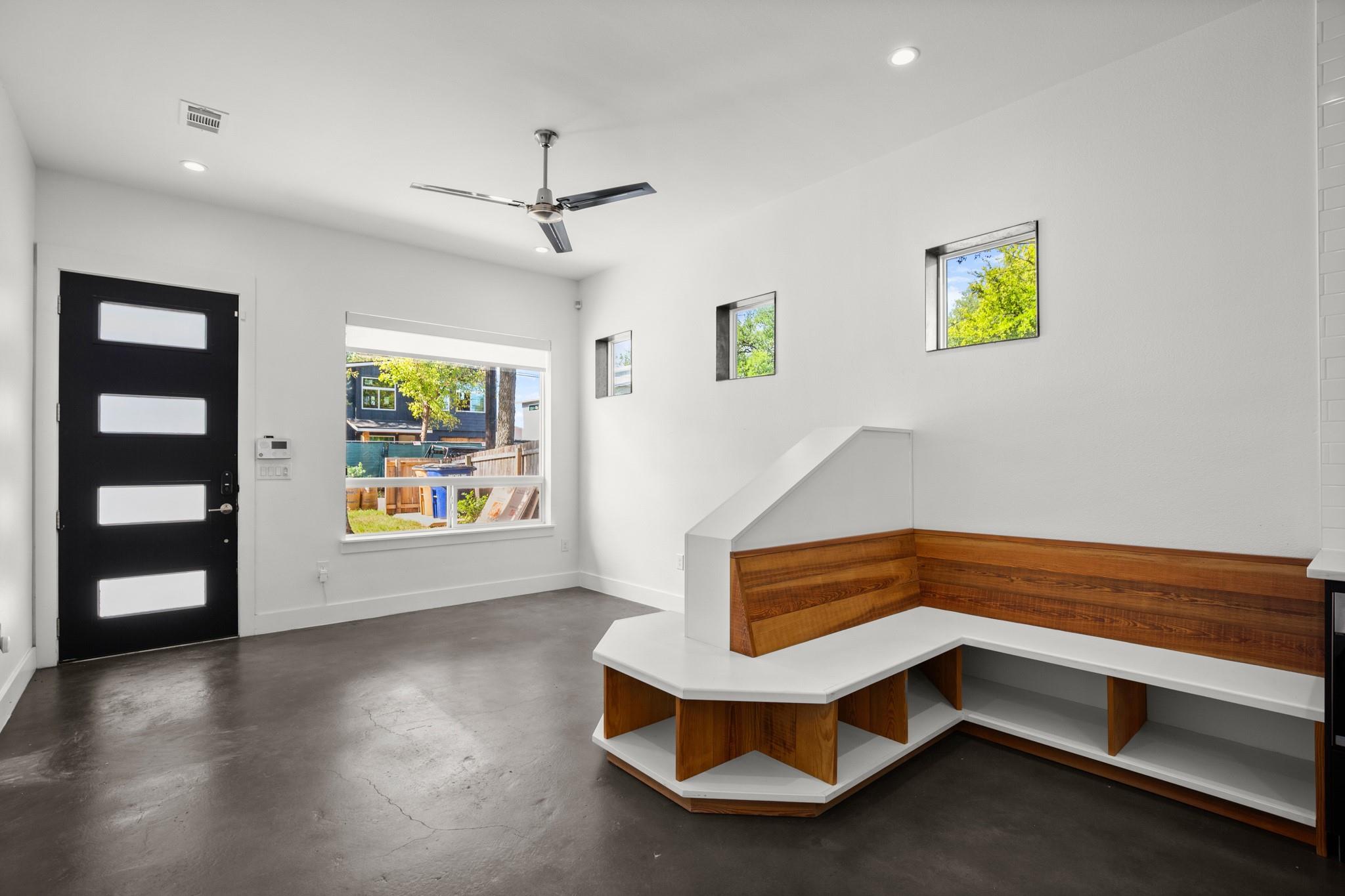 4608 Santa Anna St # 1, Austin, TX 78721