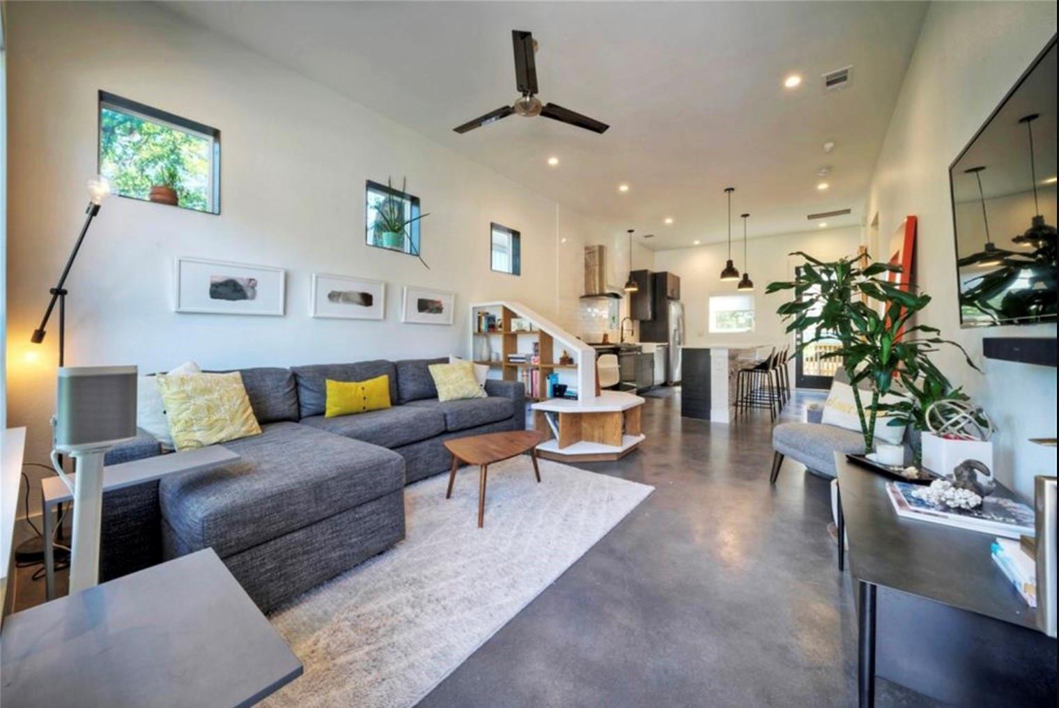 4608 Santa Anna St # 1, Austin, TX 78721