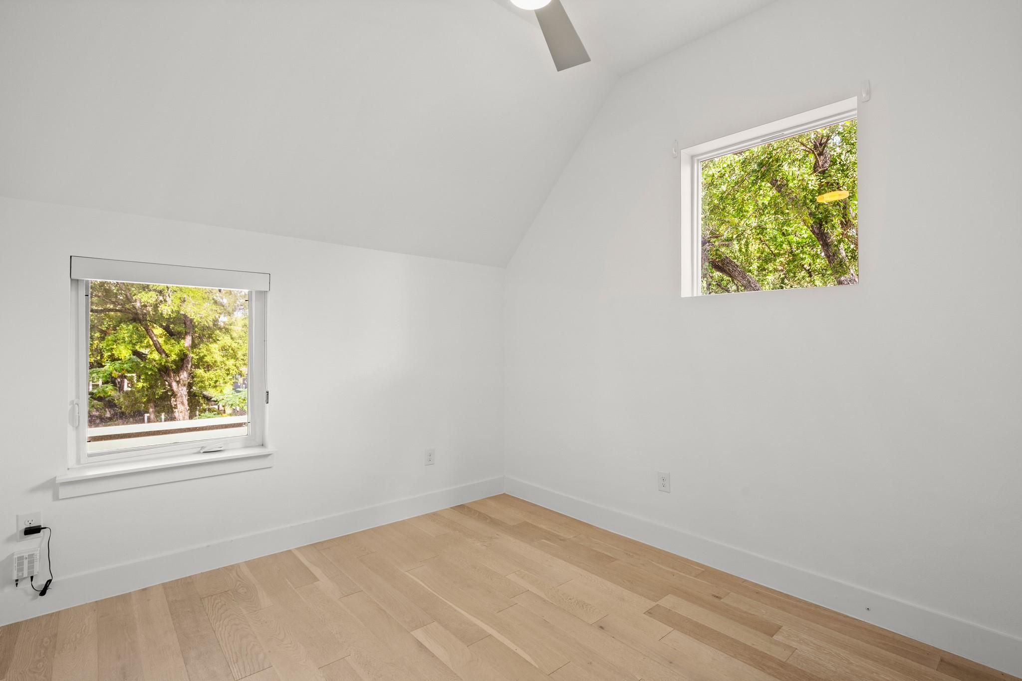 4608 Santa Anna St # 1, Austin, TX 78721