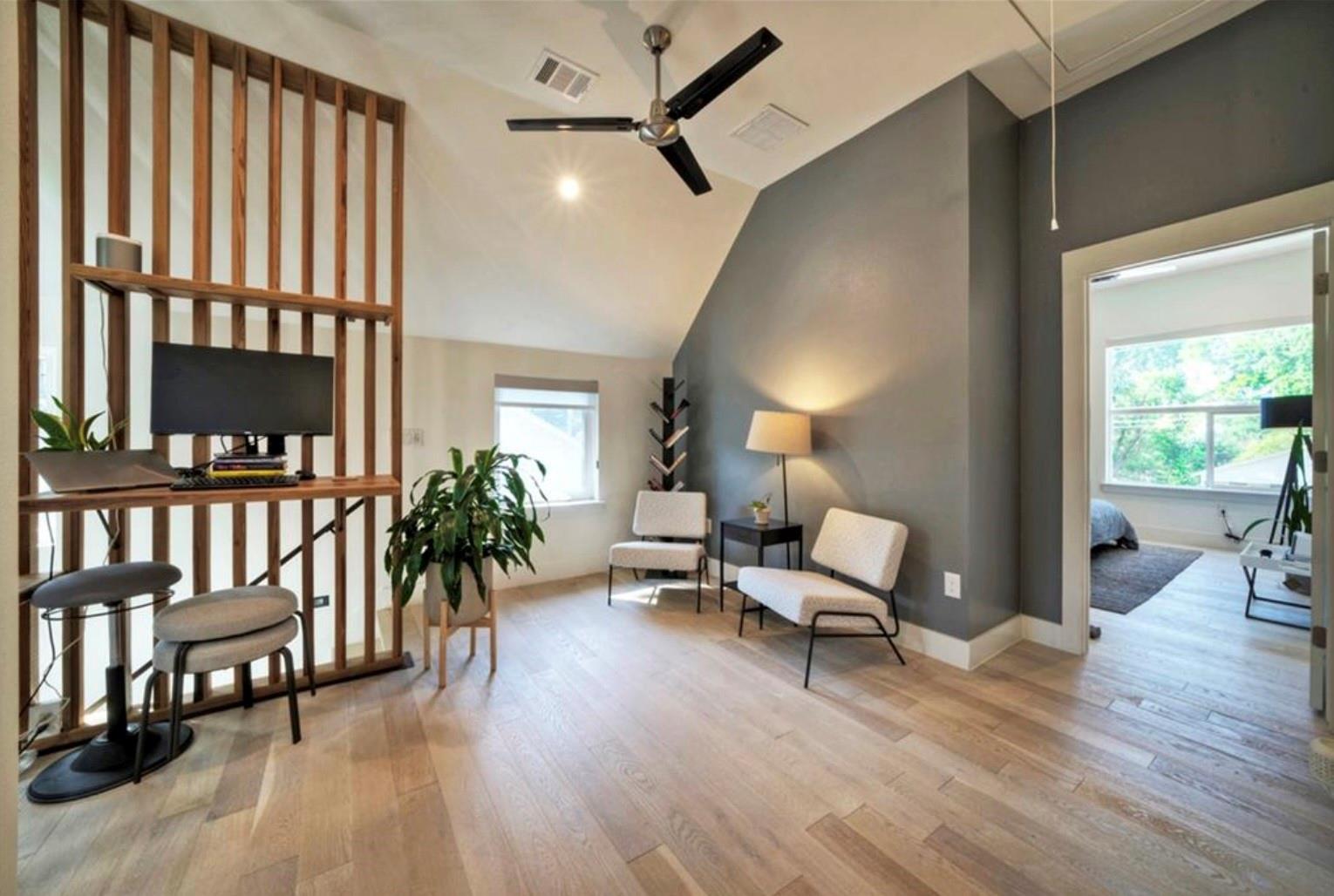 4608 Santa Anna St # 1, Austin, TX 78721