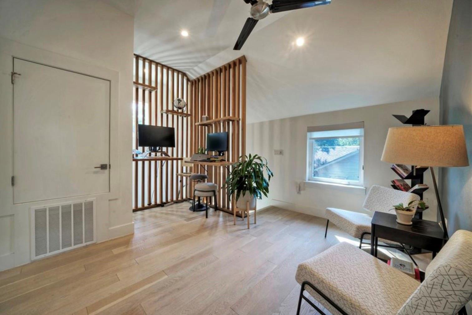 4608 Santa Anna St # 1, Austin, TX 78721