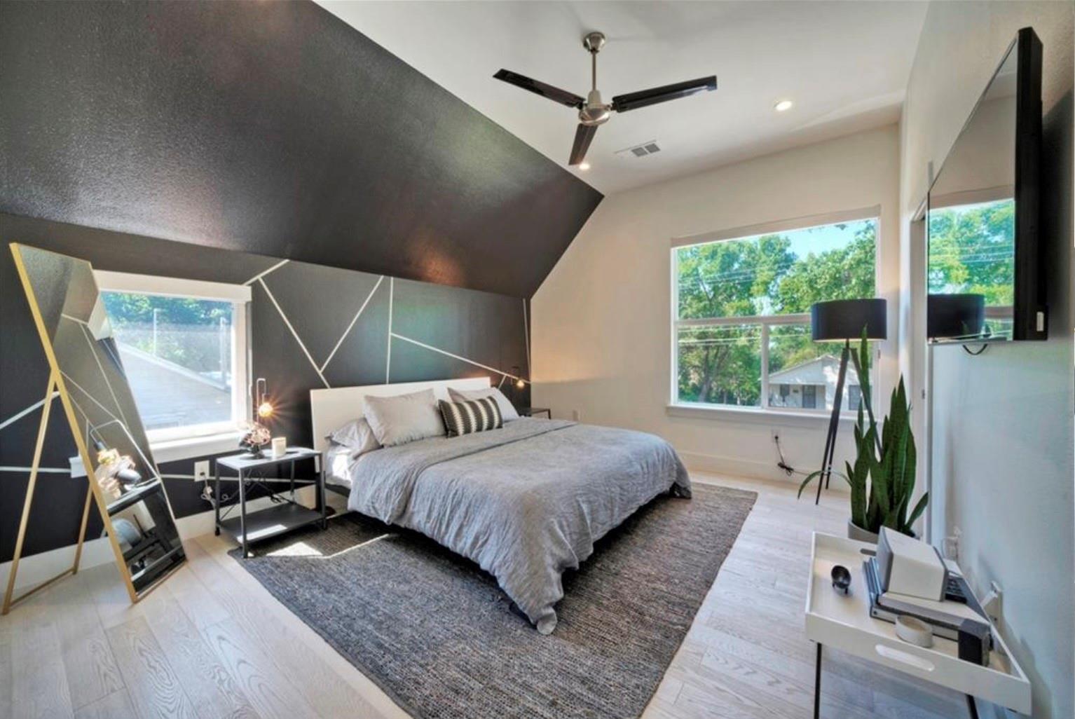 4608 Santa Anna St # 1, Austin, TX 78721