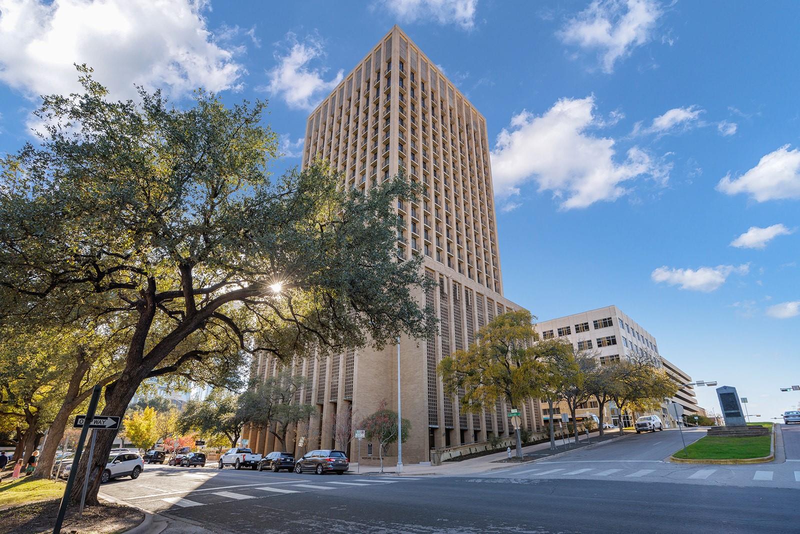 1122 Colorado St # 1004, Austin, TX 78701