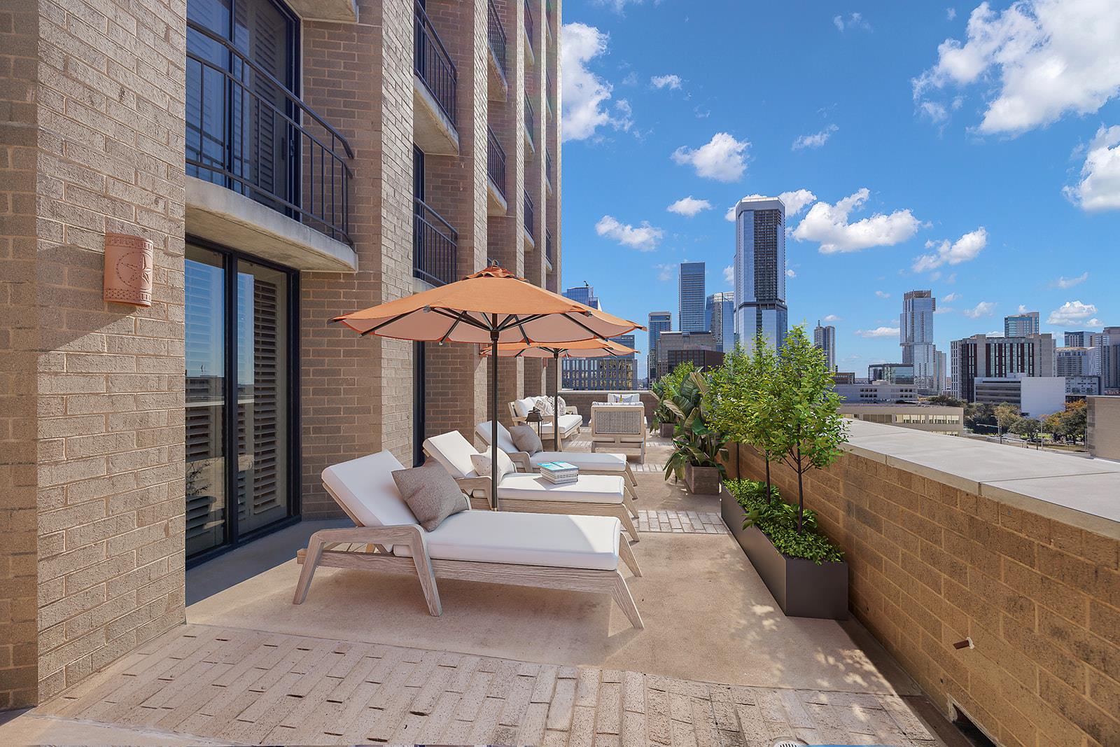 1122 Colorado St # 1004, Austin, TX 78701