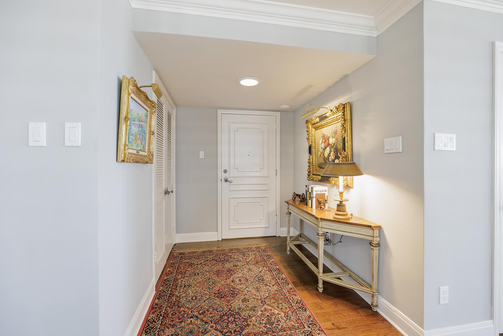 1122 Colorado St # 1004, Austin, TX 78701