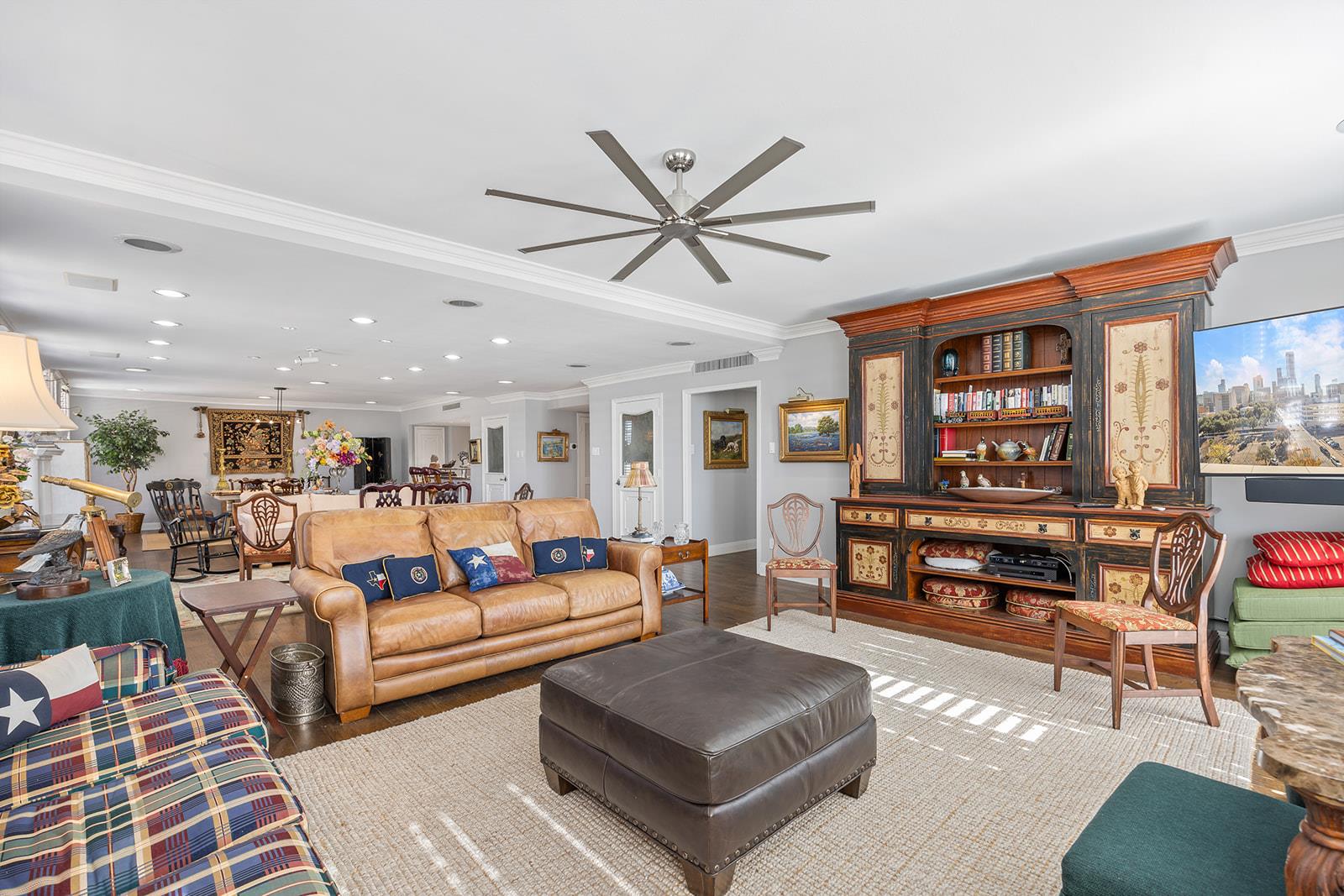 1122 Colorado St # 1004, Austin, TX 78701