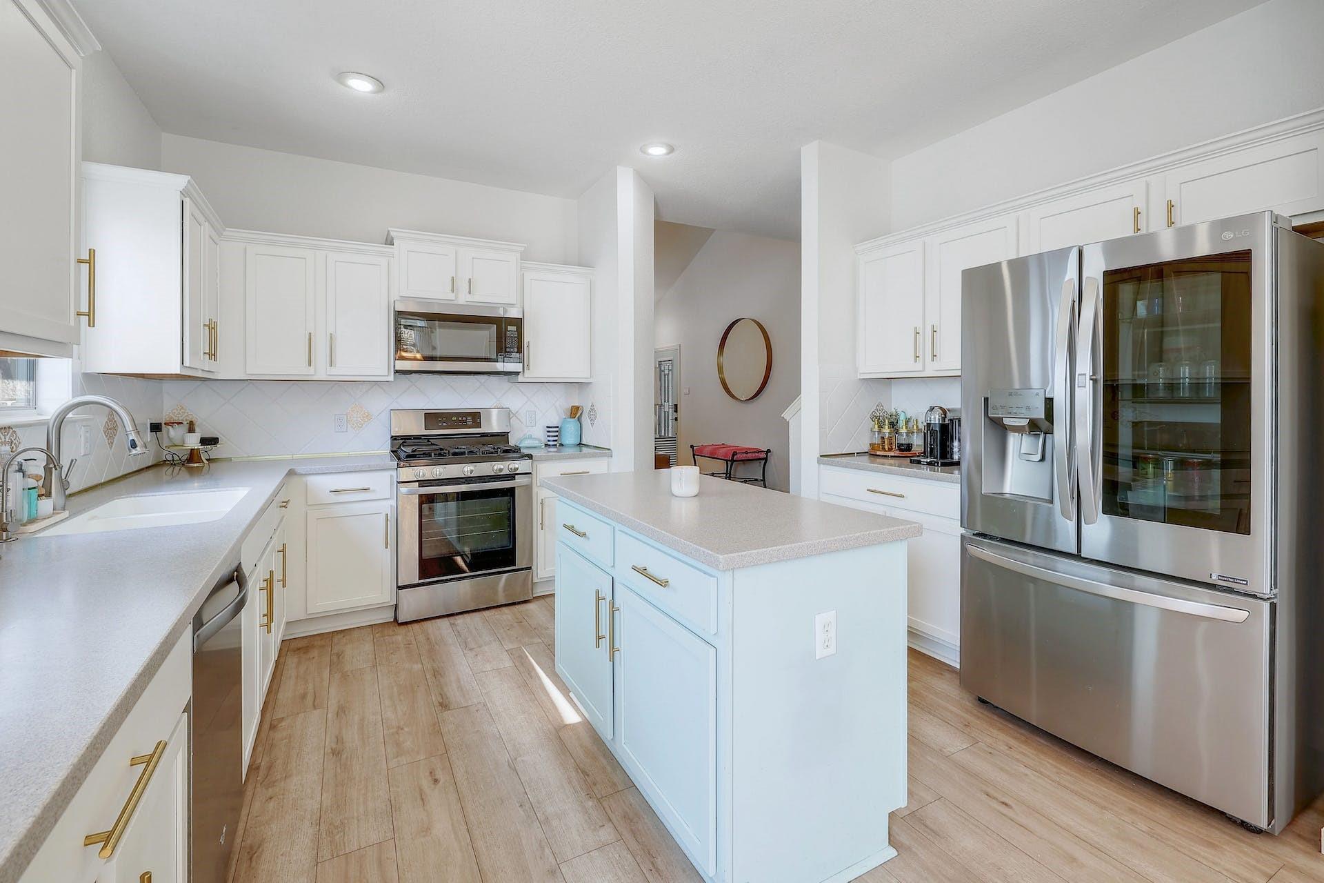 211 N Lynnwood Trl, Cedar Park, TX 78613