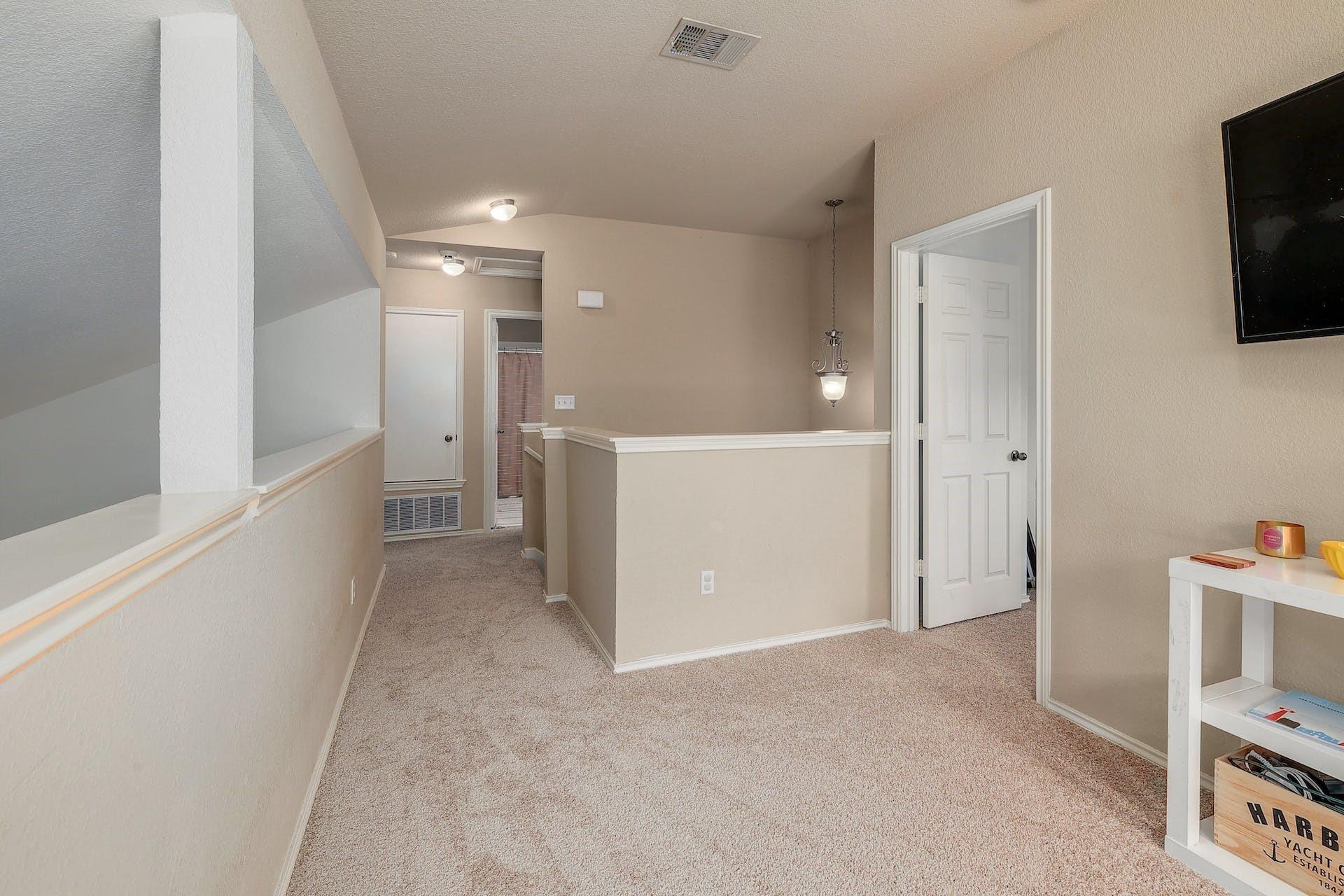 211 N Lynnwood Trl, Cedar Park, TX 78613