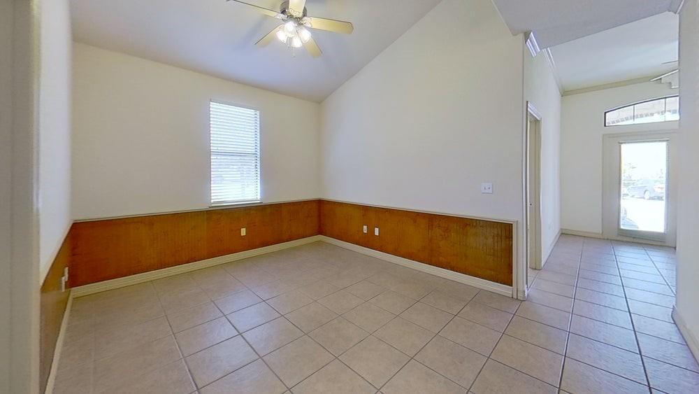 3000 Joe Dimaggio Blvd # 24 Bldg 7, Round Rock, TX 78665