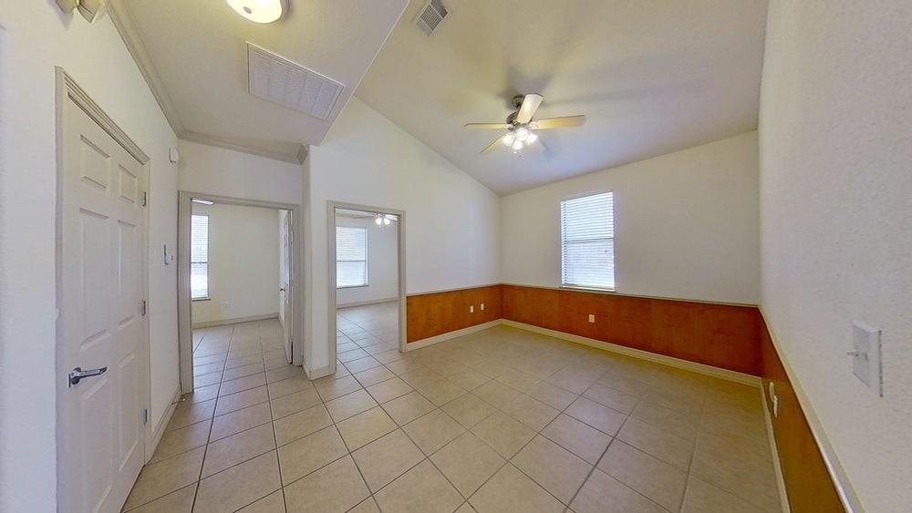 3000 Joe Dimaggio Blvd # 24 Bldg 7, Round Rock, TX 78665