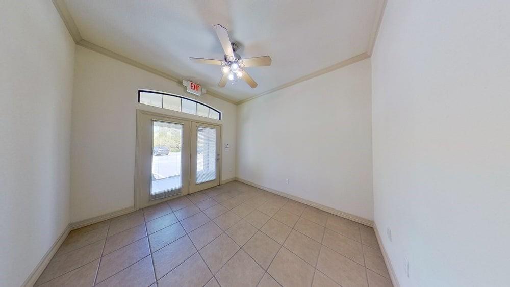 3000 Joe Dimaggio Blvd # 24 Bldg 7, Round Rock, TX 78665