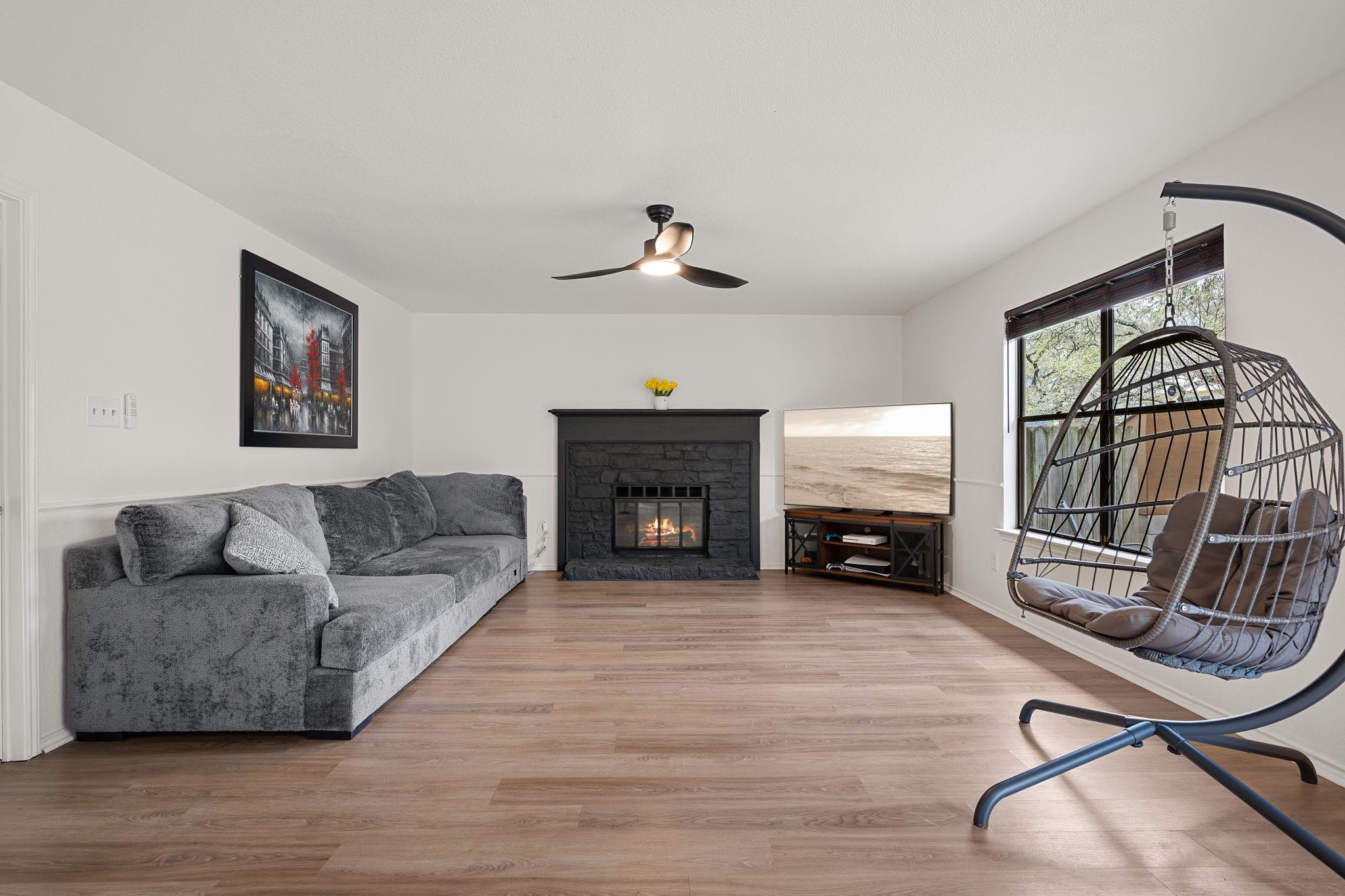 11942 Bittern Holw, Austin, TX 78758