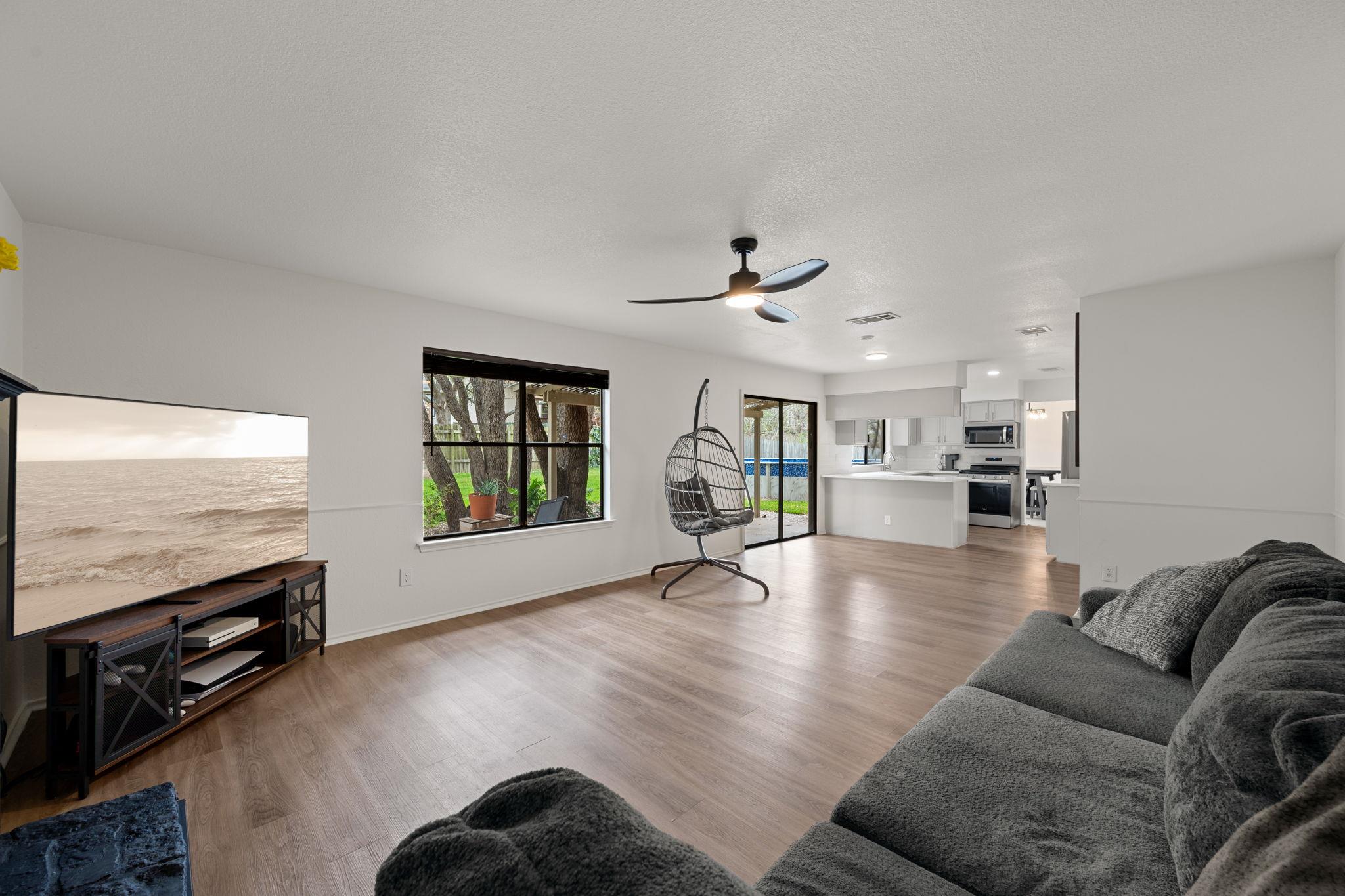 11942 Bittern Holw, Austin, TX 78758