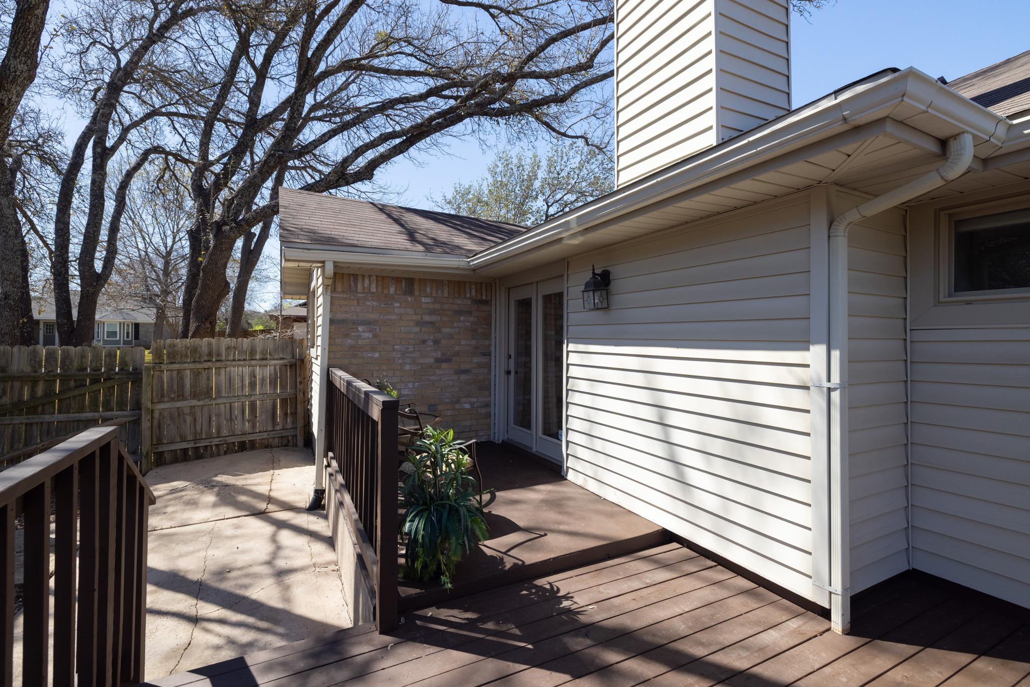 706 Post Oak Cir, Cedar Park, TX 78613