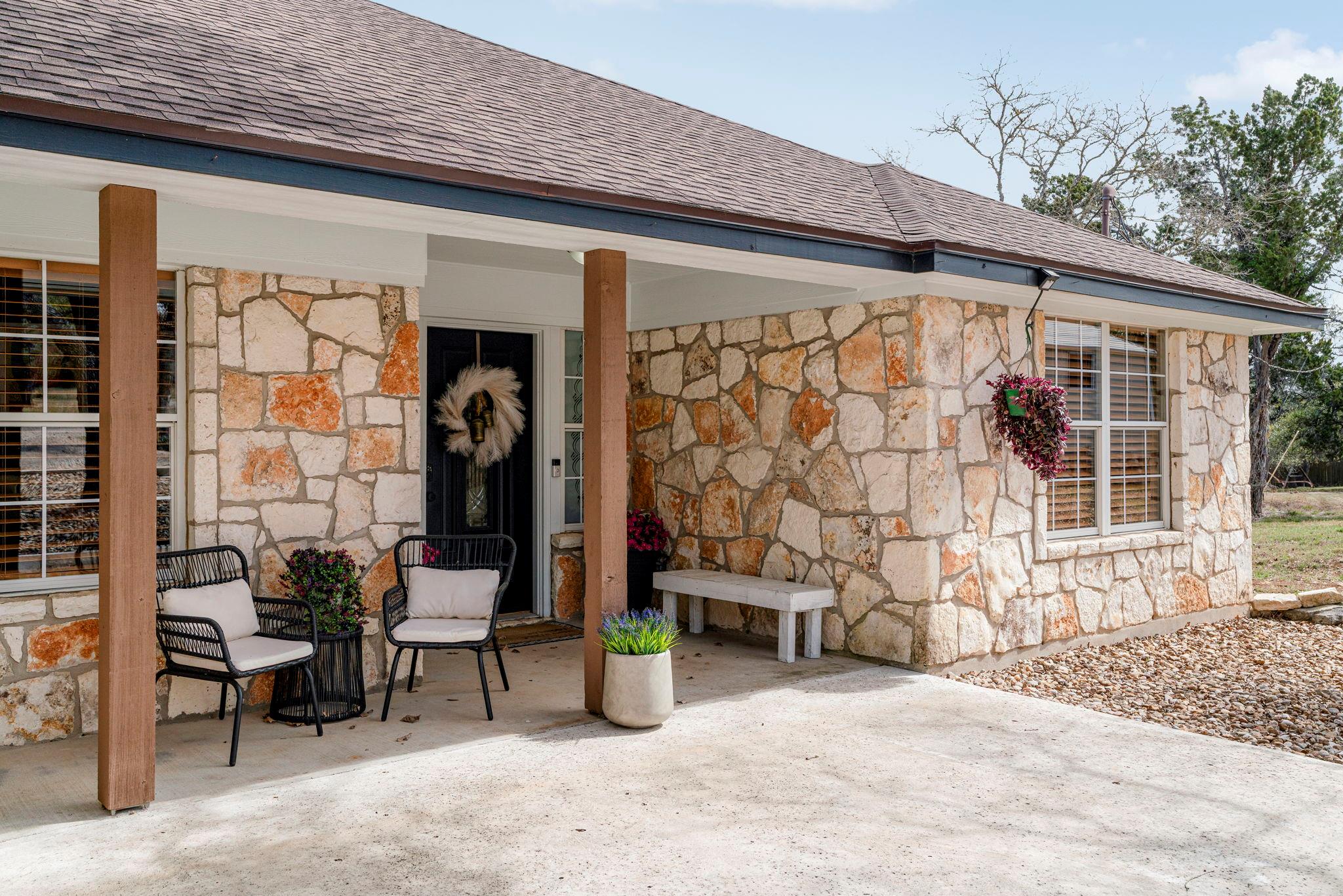 1003 Sunset Canyon Dr S, Dripping Springs, TX 78620