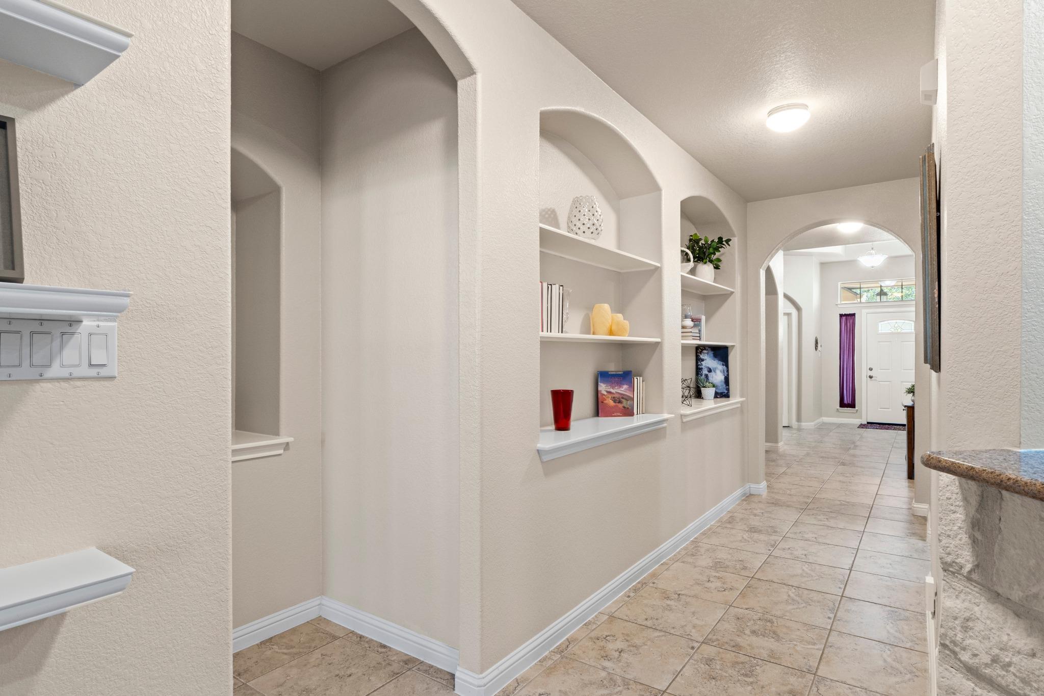 3333 Goldenoak Cir, Round Rock, TX 78681