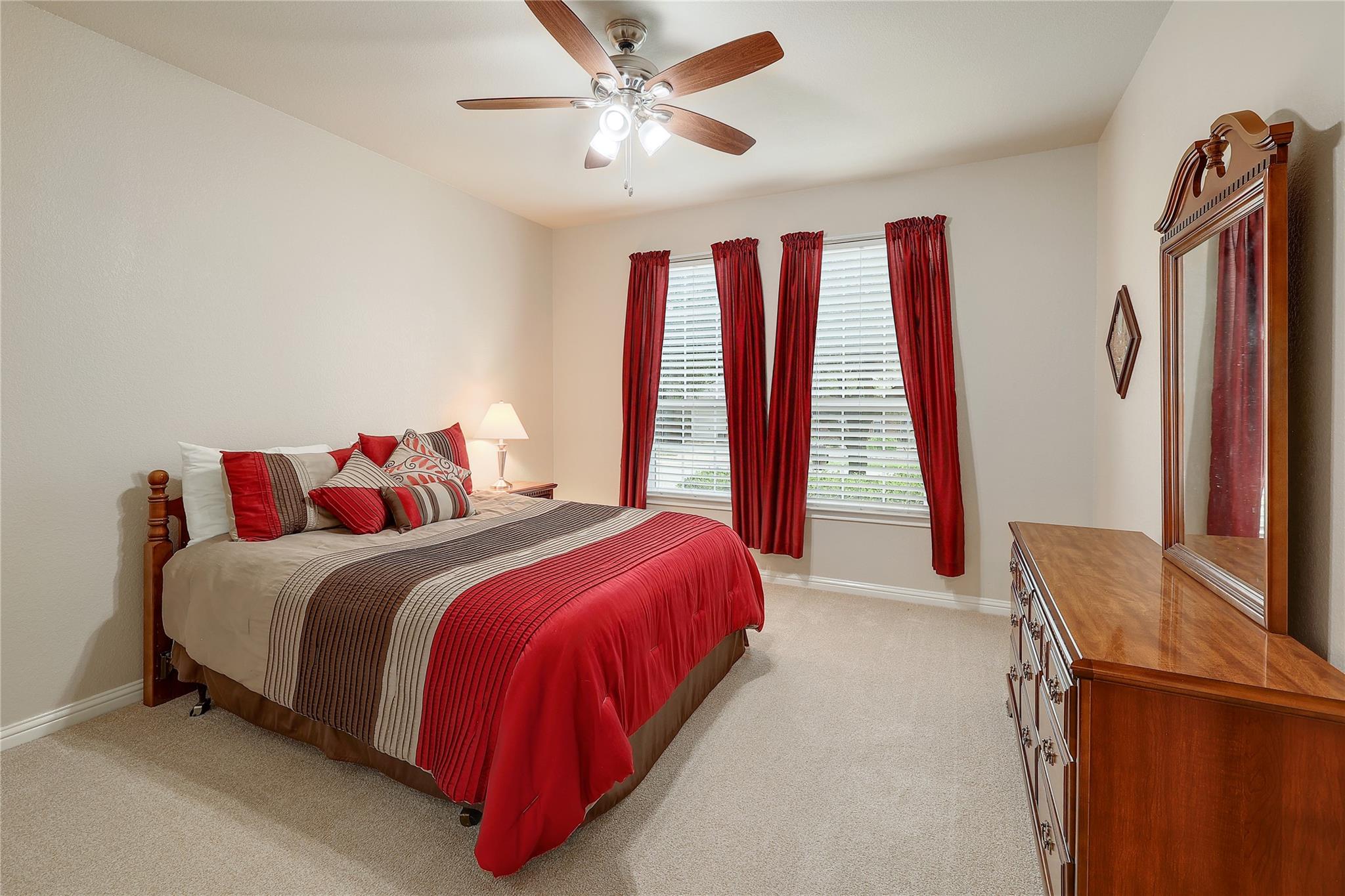 3333 Goldenoak Cir, Round Rock, TX 78681