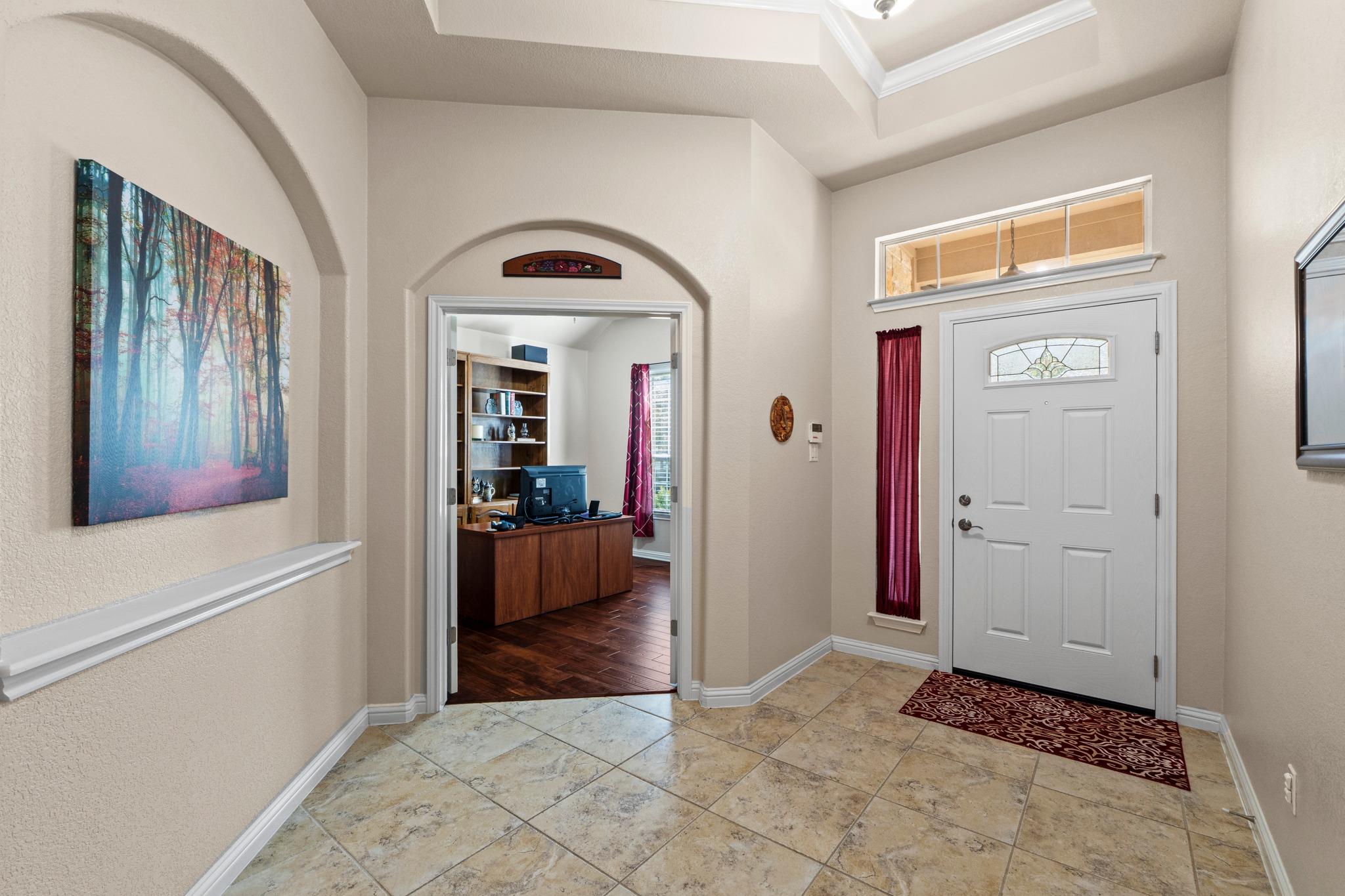 3333 Goldenoak Cir, Round Rock, TX 78681