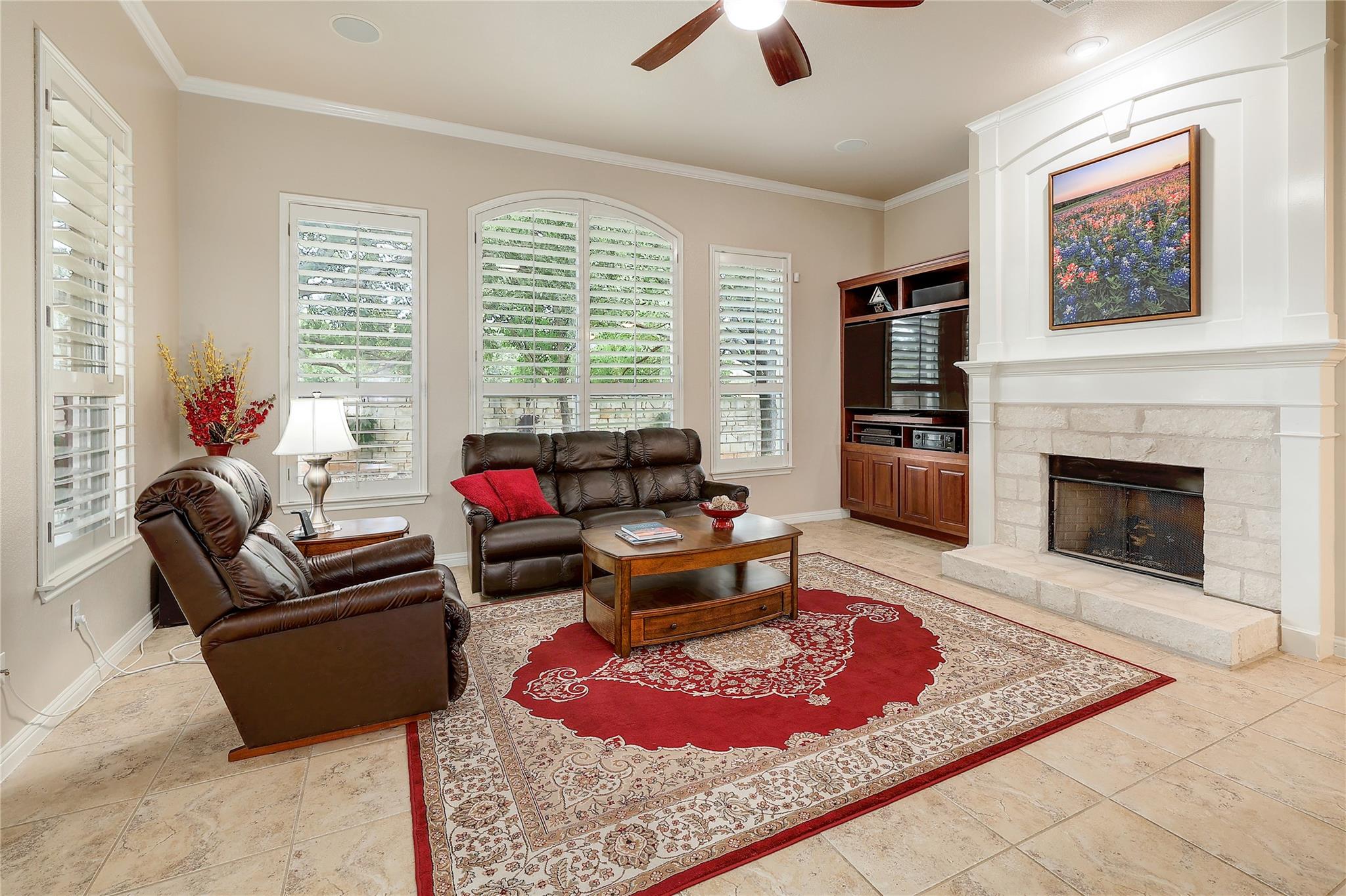 3333 Goldenoak Cir, Round Rock, TX 78681