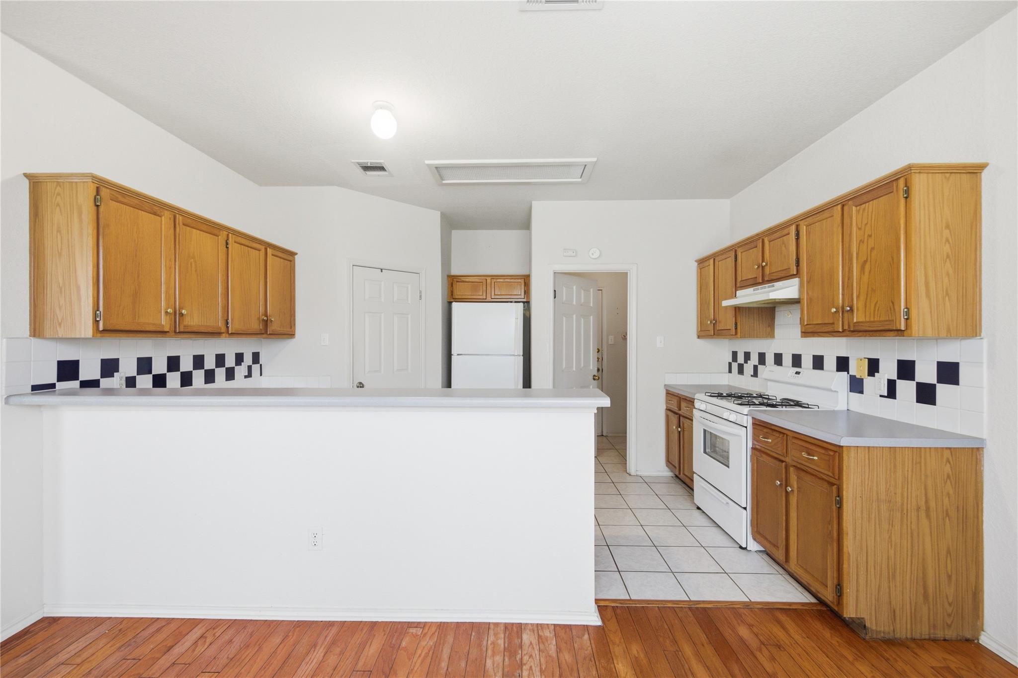 14704 Yora Dr, Austin, TX 78728