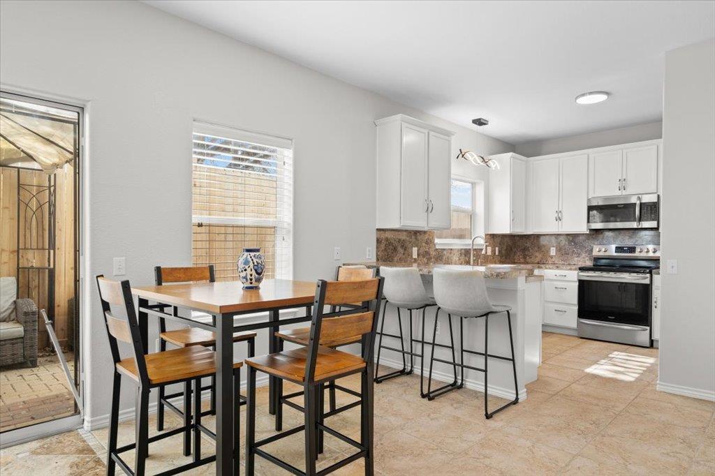 7312 E Ben White Blvd # 15, Austin, TX 78741