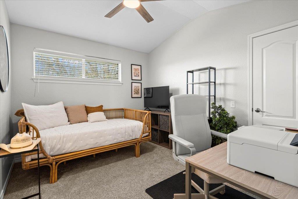 7312 E Ben White Blvd # 15, Austin, TX 78741