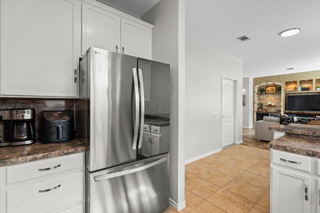 7312 E Ben White Blvd # 15, Austin, TX 78741